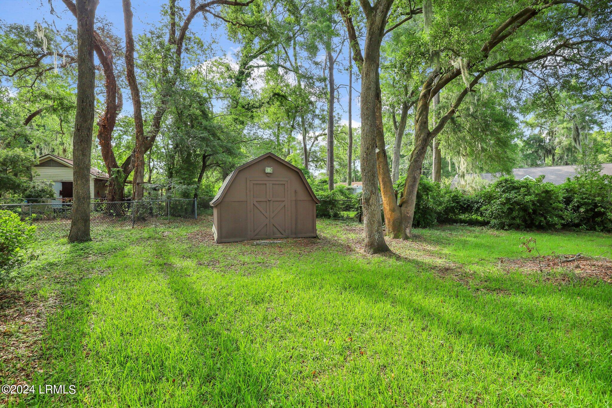 25 Stuart Town Court