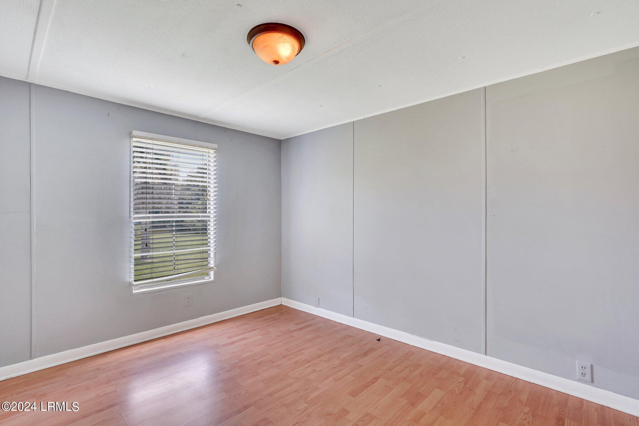 13 View Point Circle, St. Helena Island