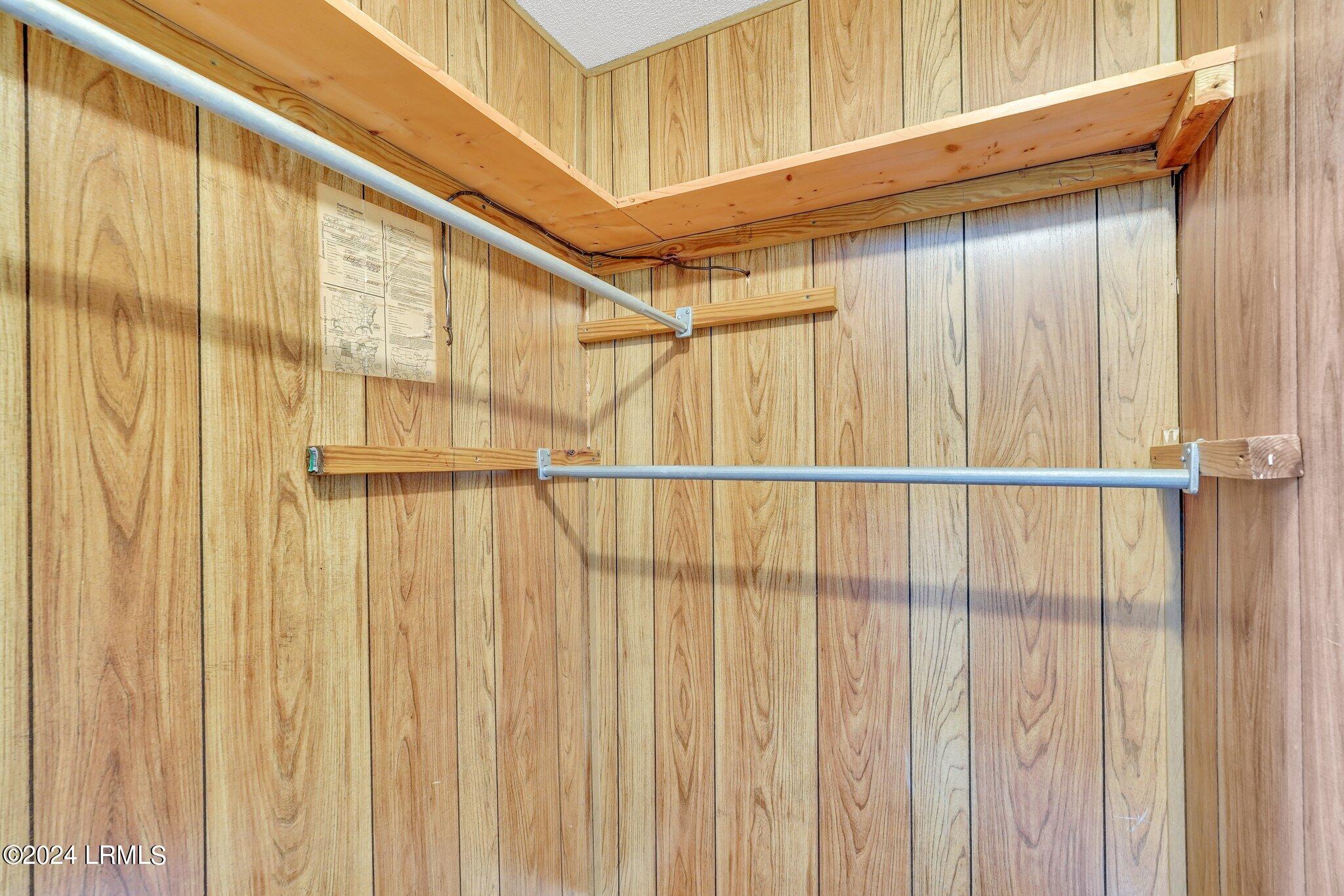 13 View Point Circle, St. Helena Island
