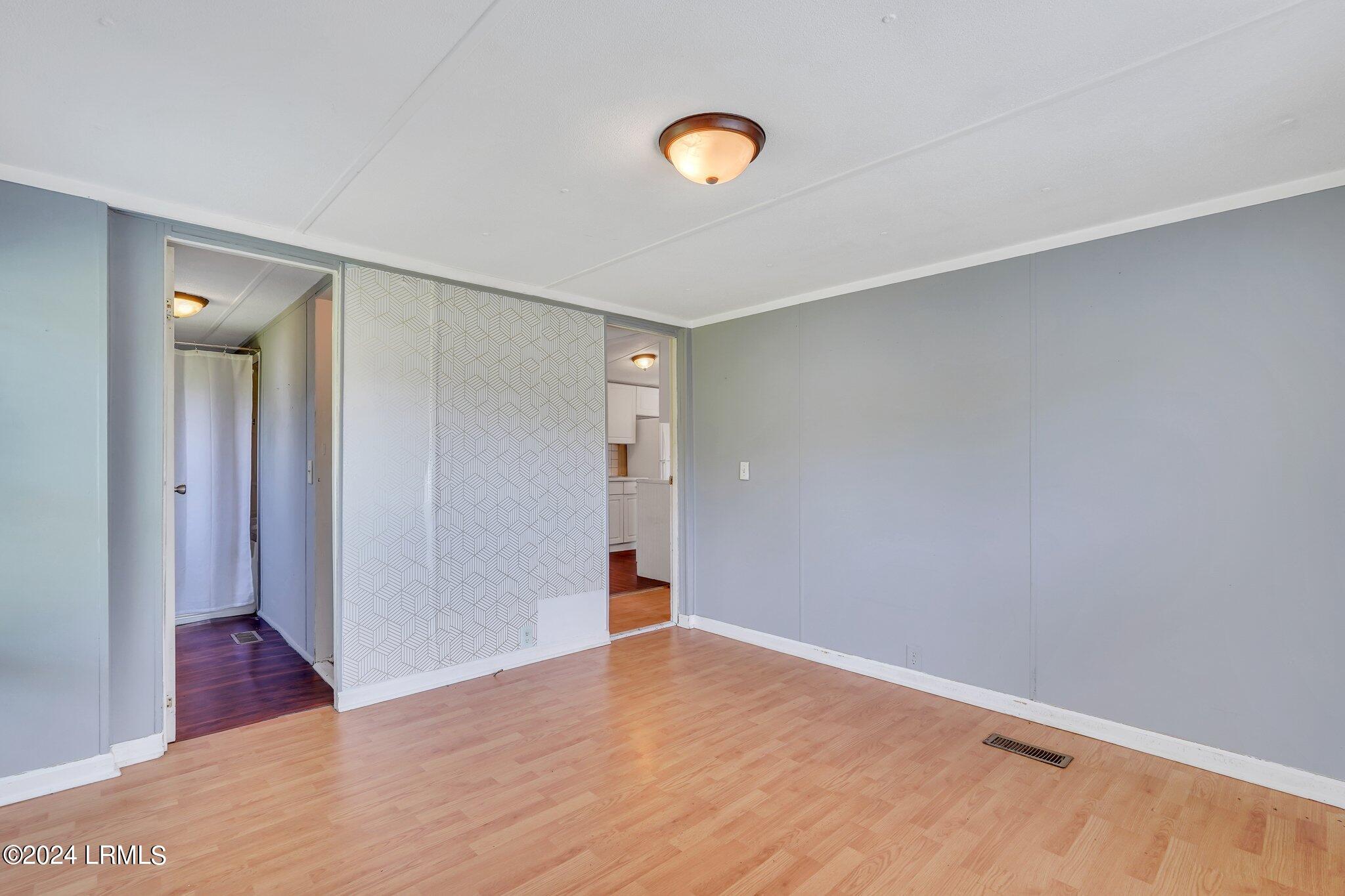 13 View Point Circle, St. Helena Island