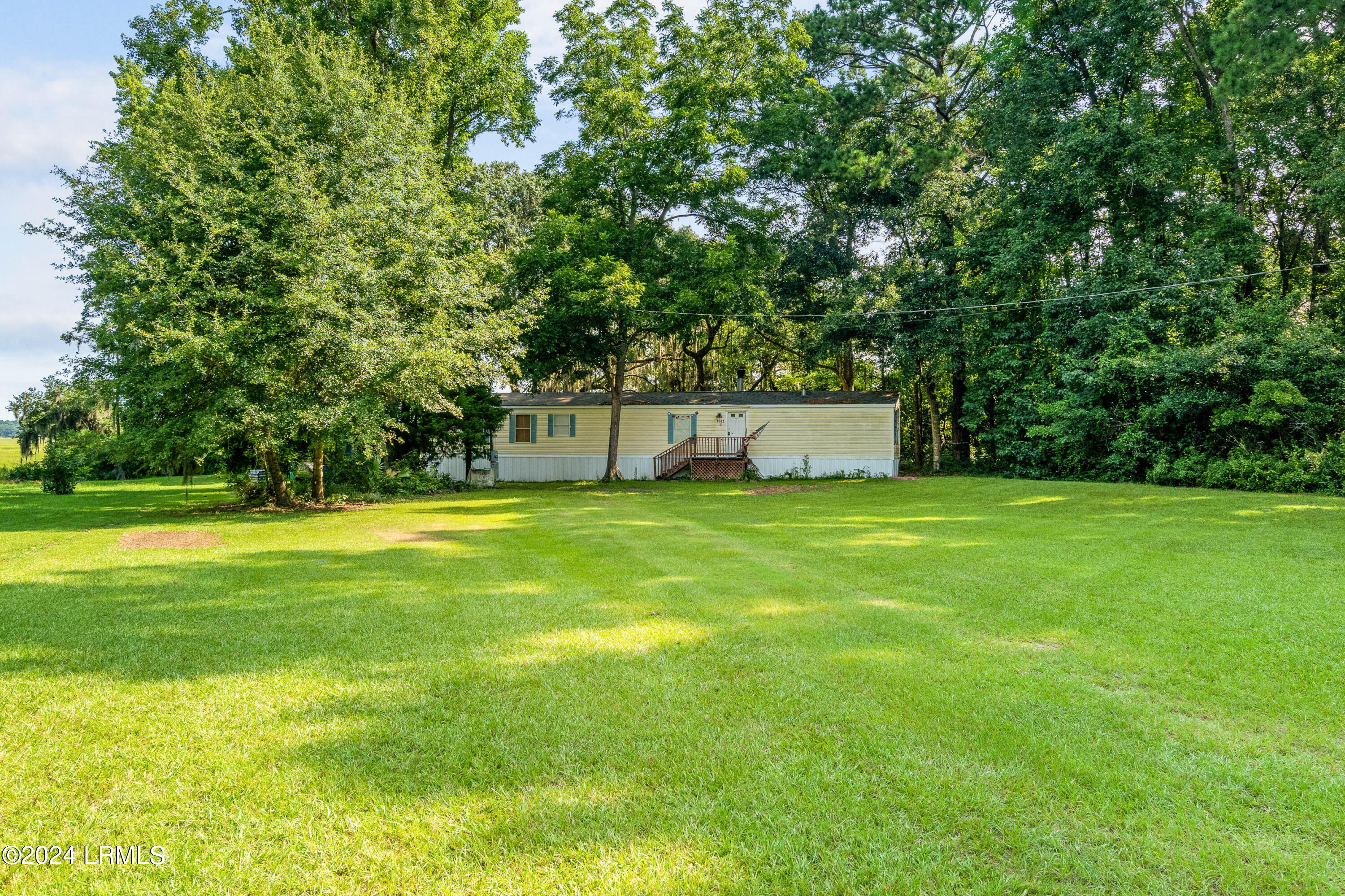 1611 Charleston Drive, B