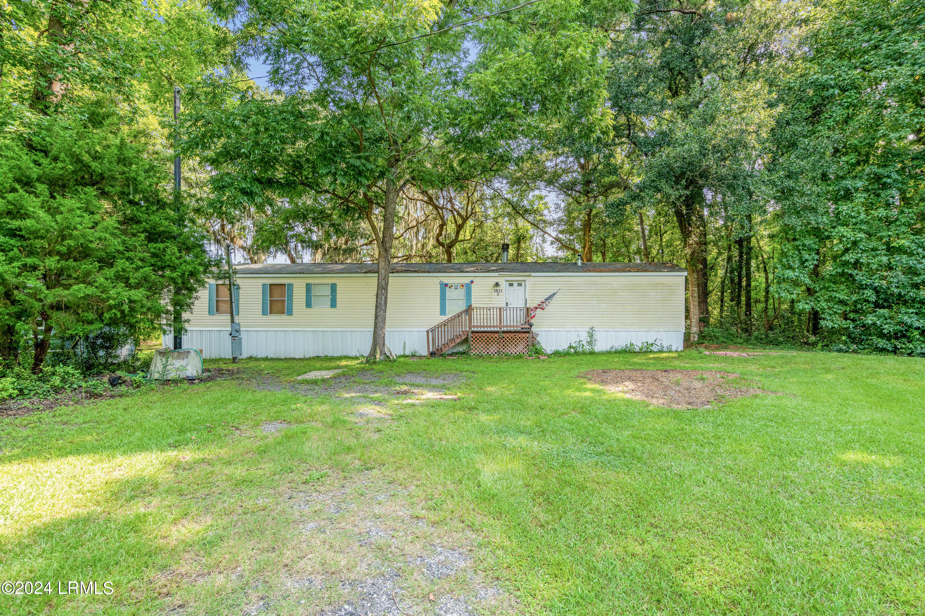 1611 Charleston Drive, B