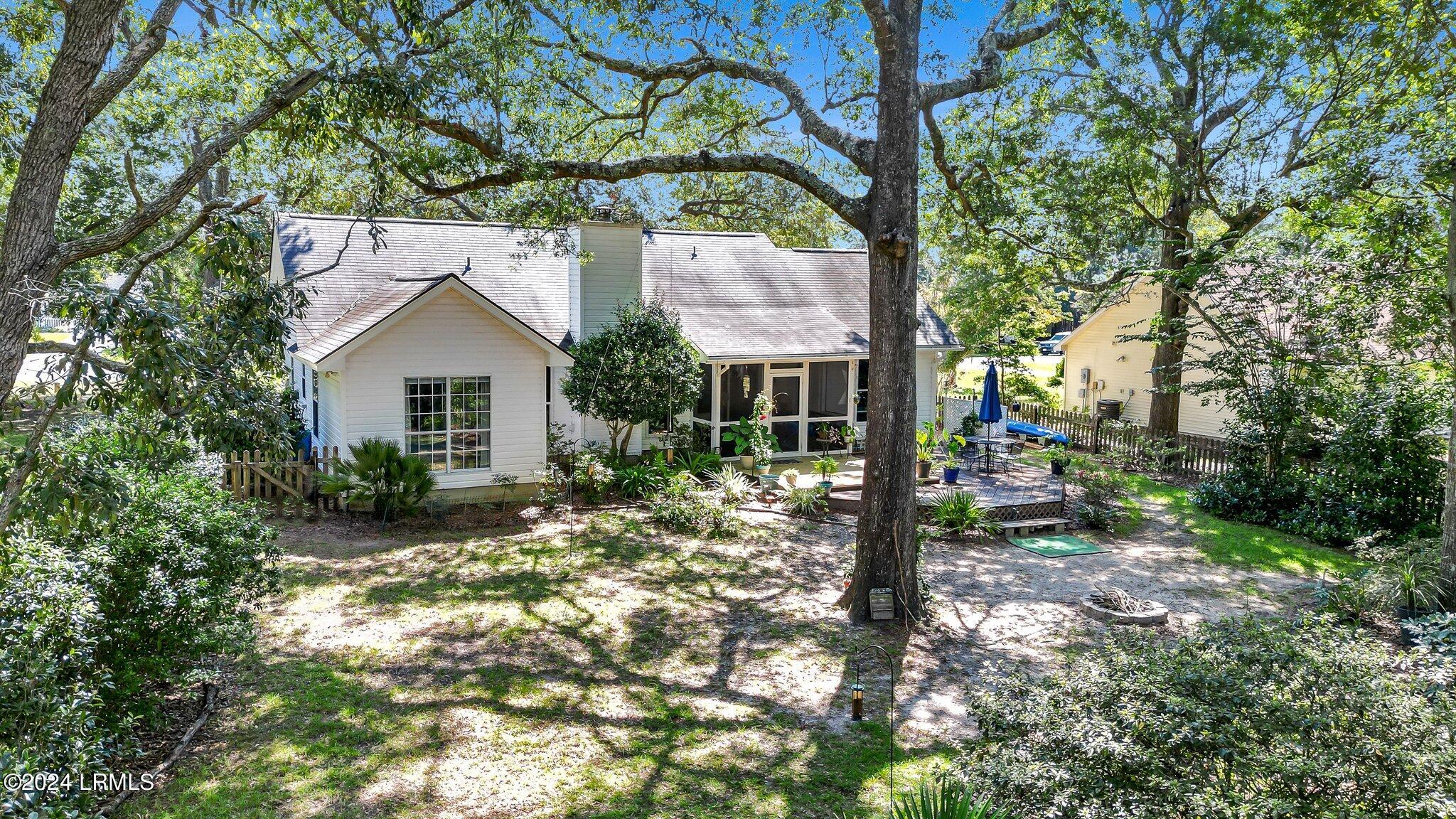 34 Le Moyne Drive