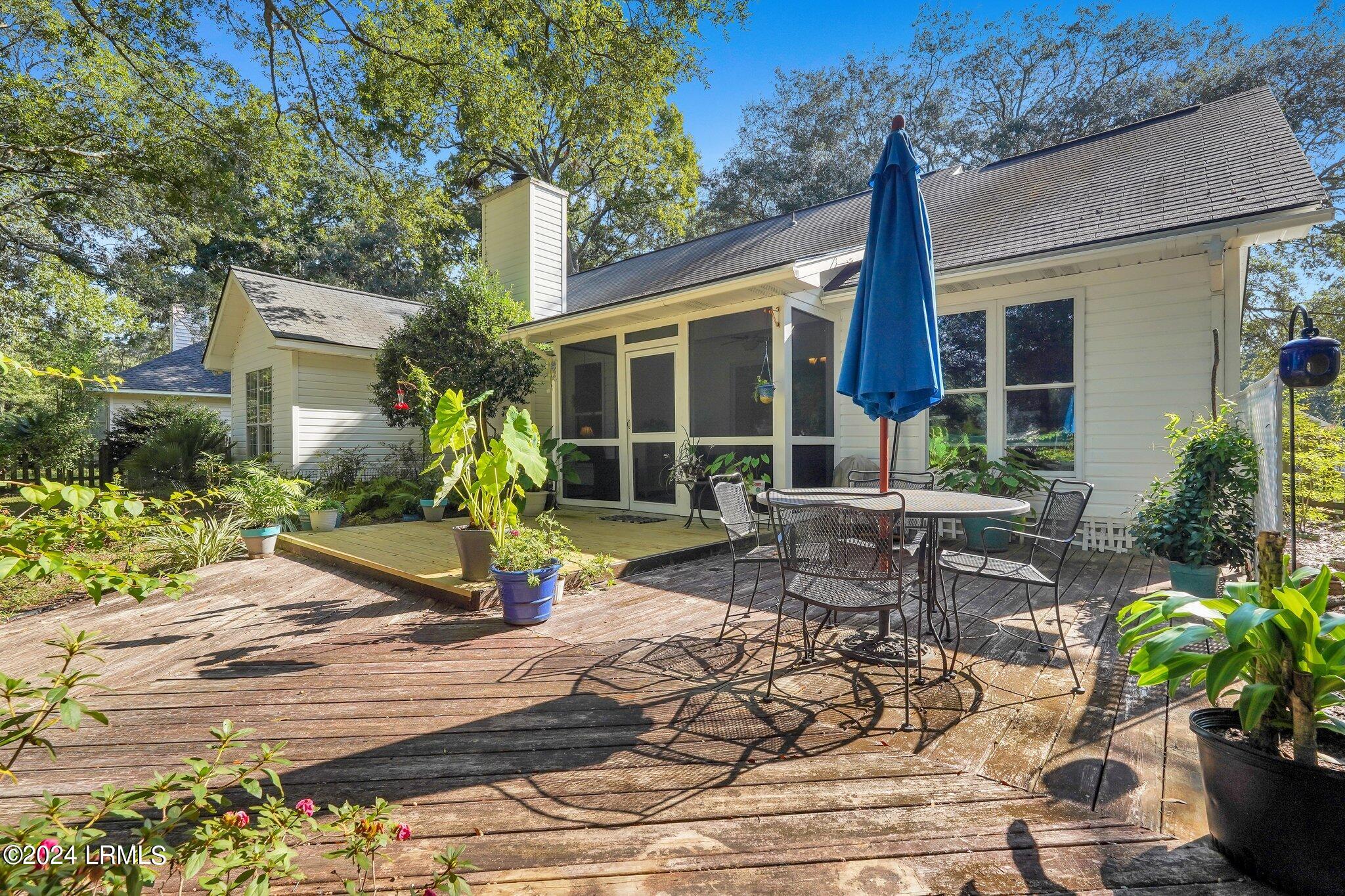 34 Le Moyne Drive