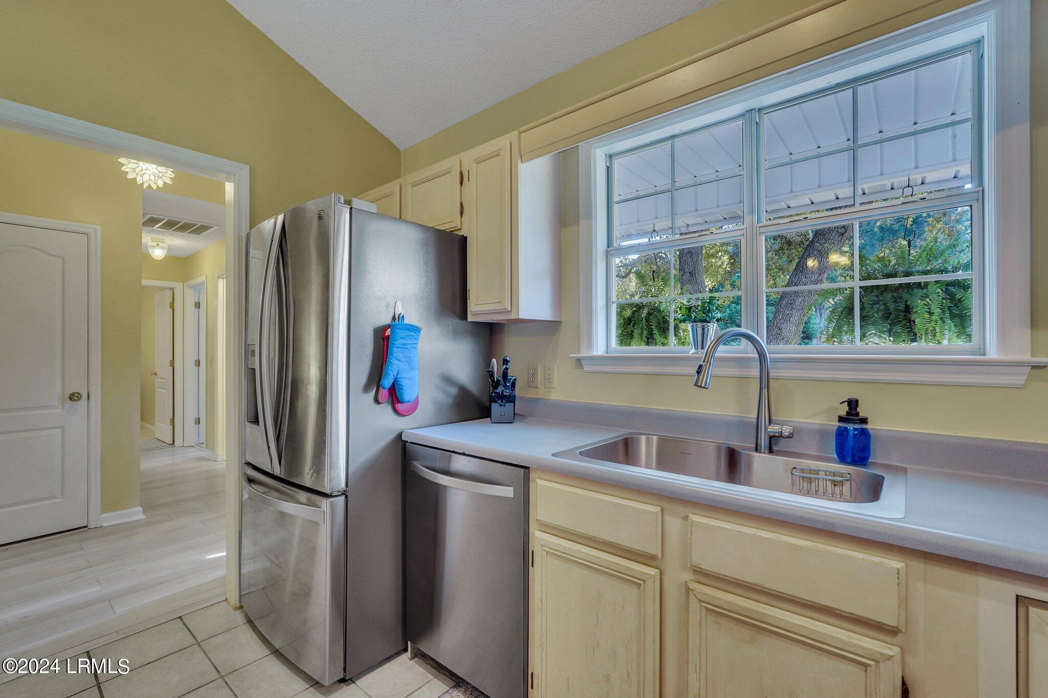 34 Le Moyne Drive