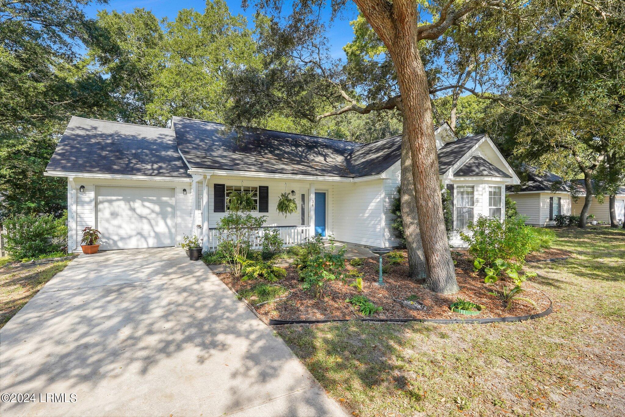 34 Le Moyne Drive