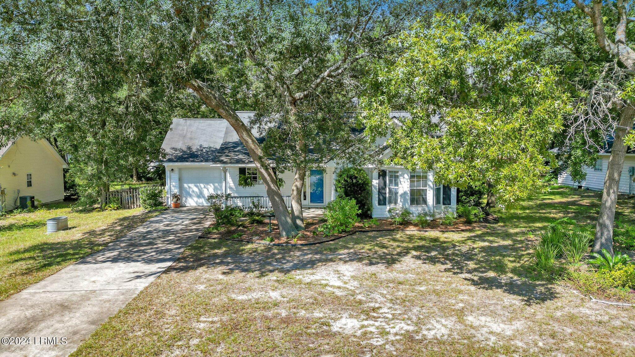34 Le Moyne Drive