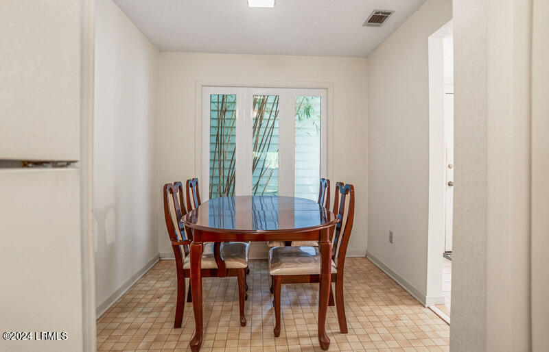 7 Marsh Harbor Drive, C, Lady's Island Unit: C