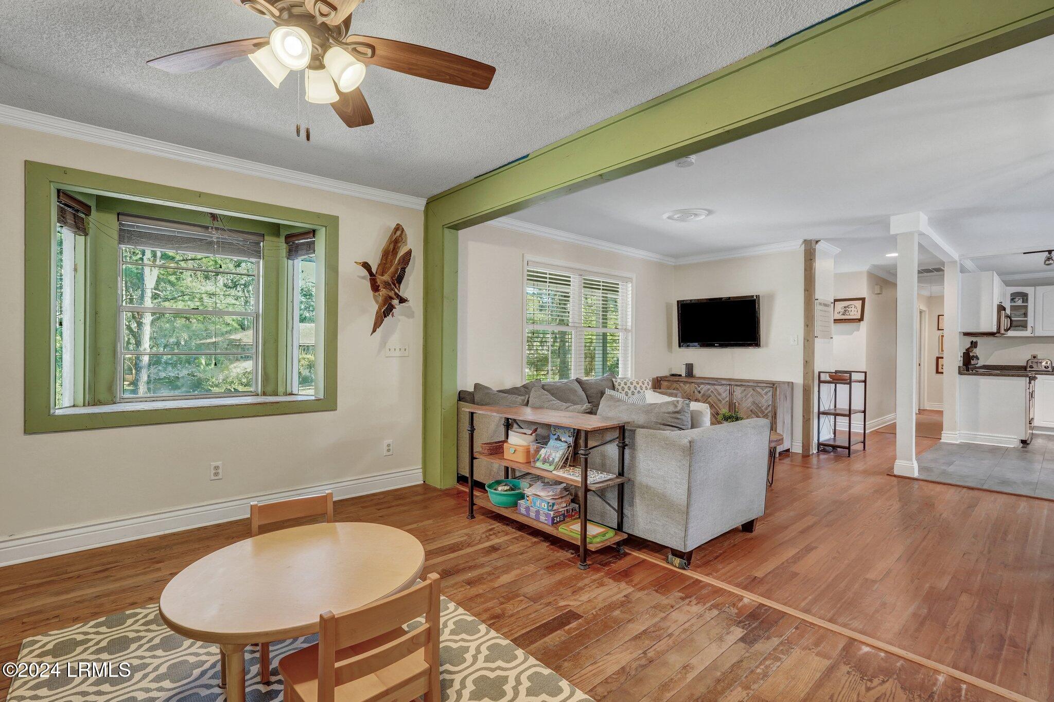 508 Mystic Drive W