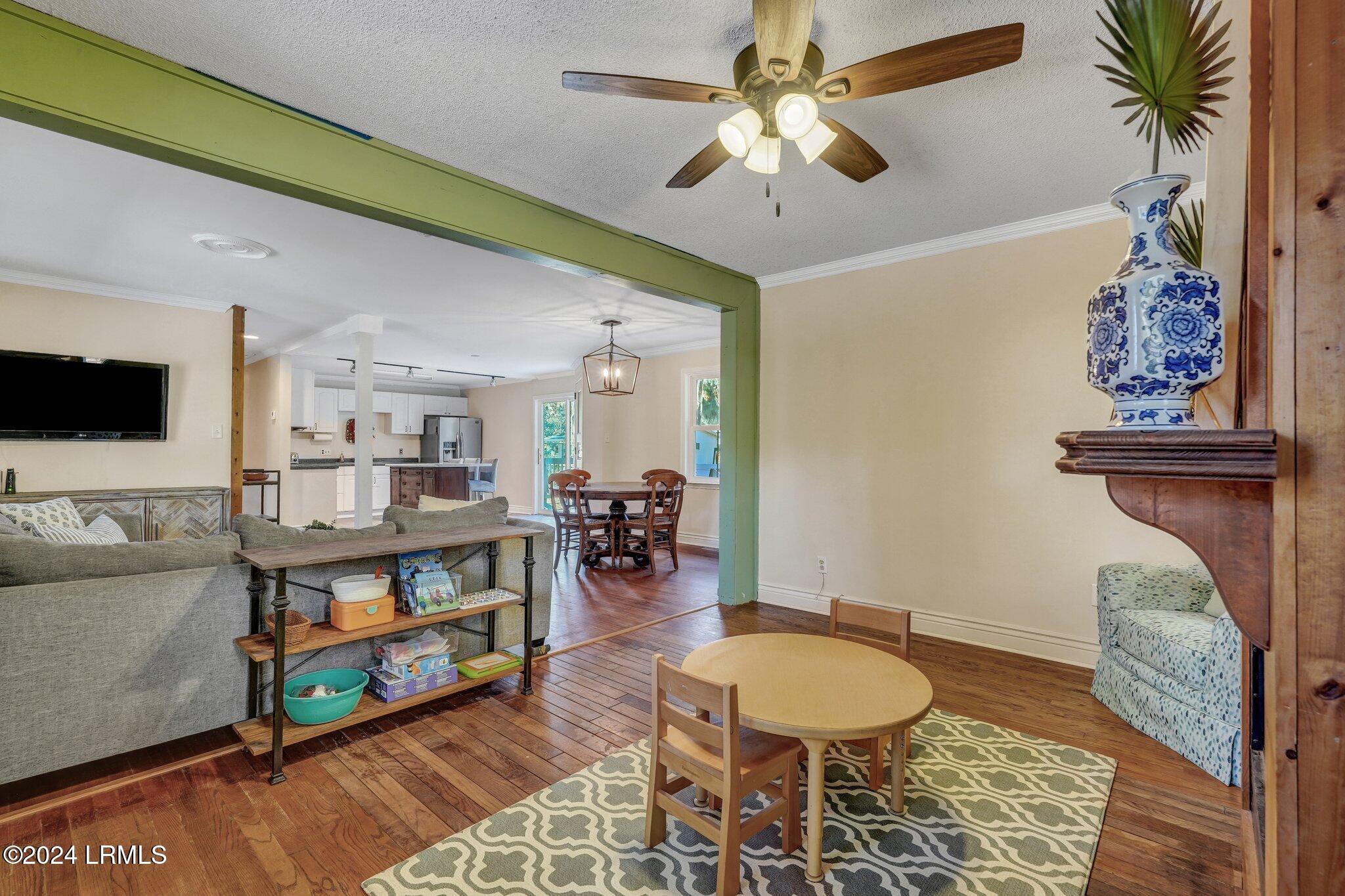 508 Mystic Drive W