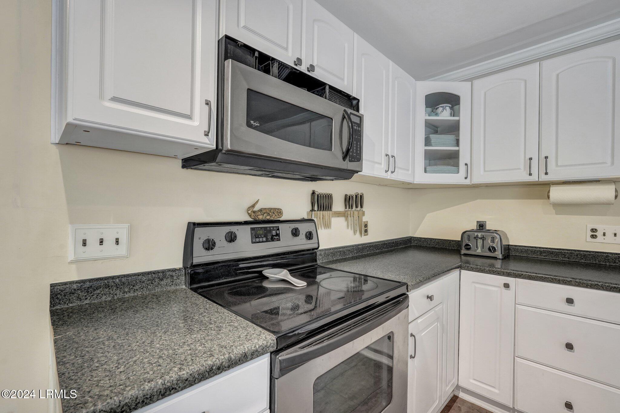 508 Mystic Drive W