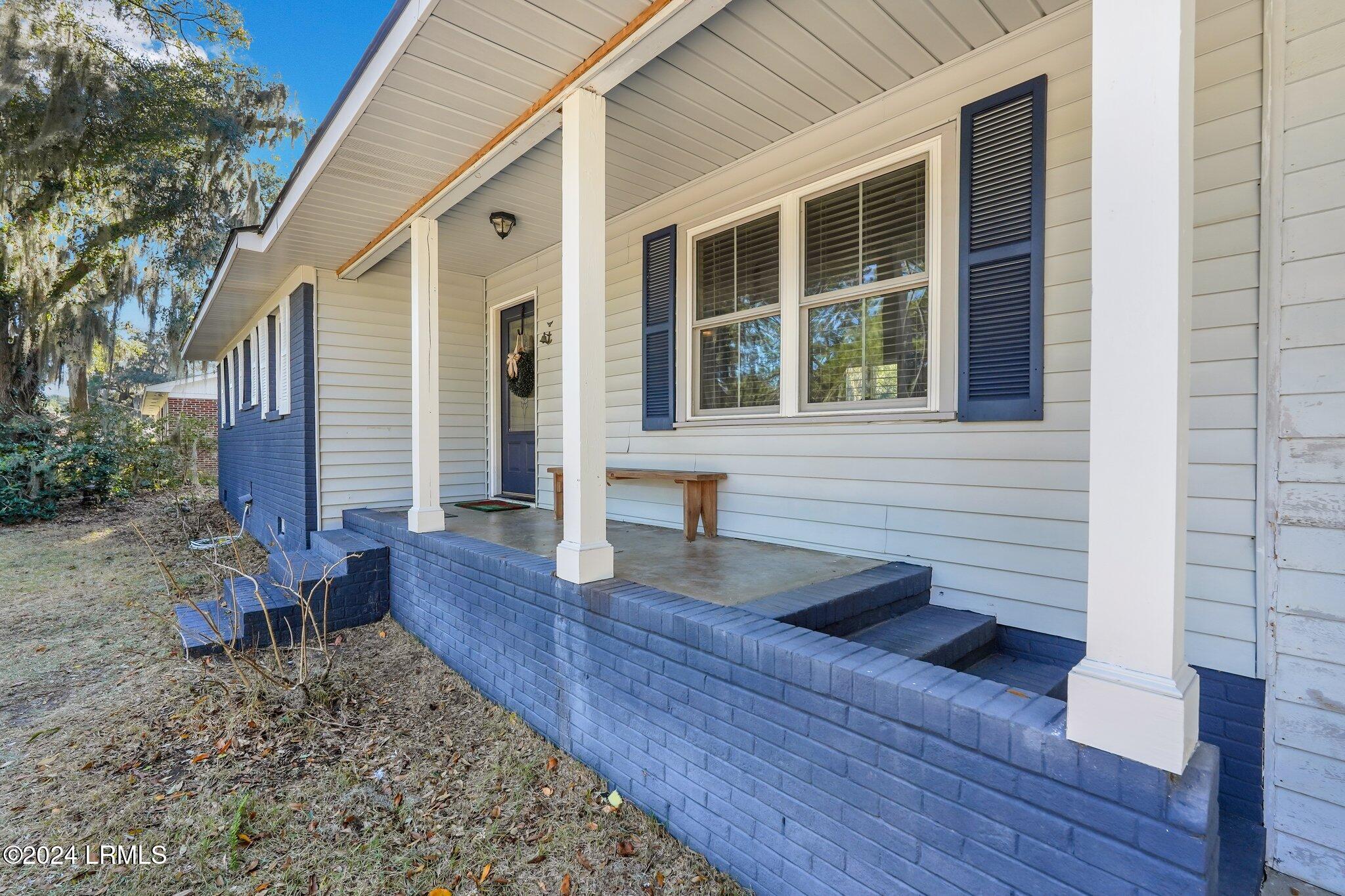 508 Mystic Drive W