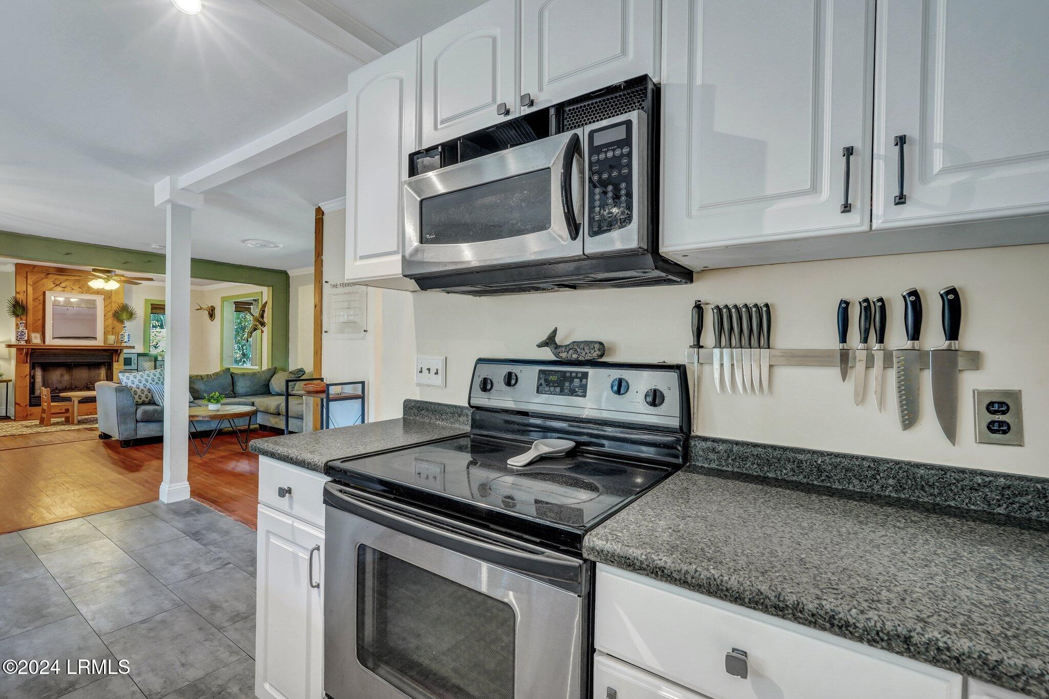 508 Mystic Drive W