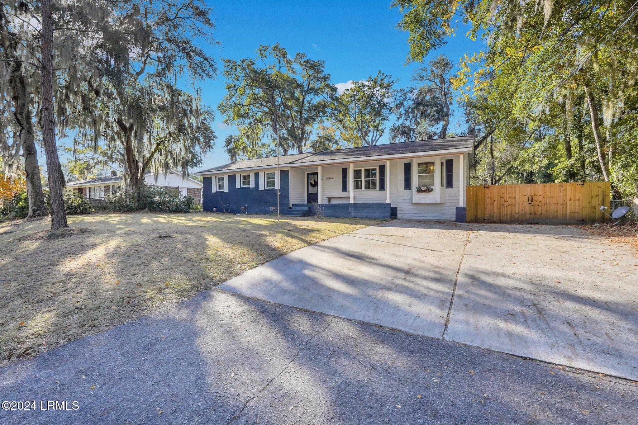 508 Mystic Drive W