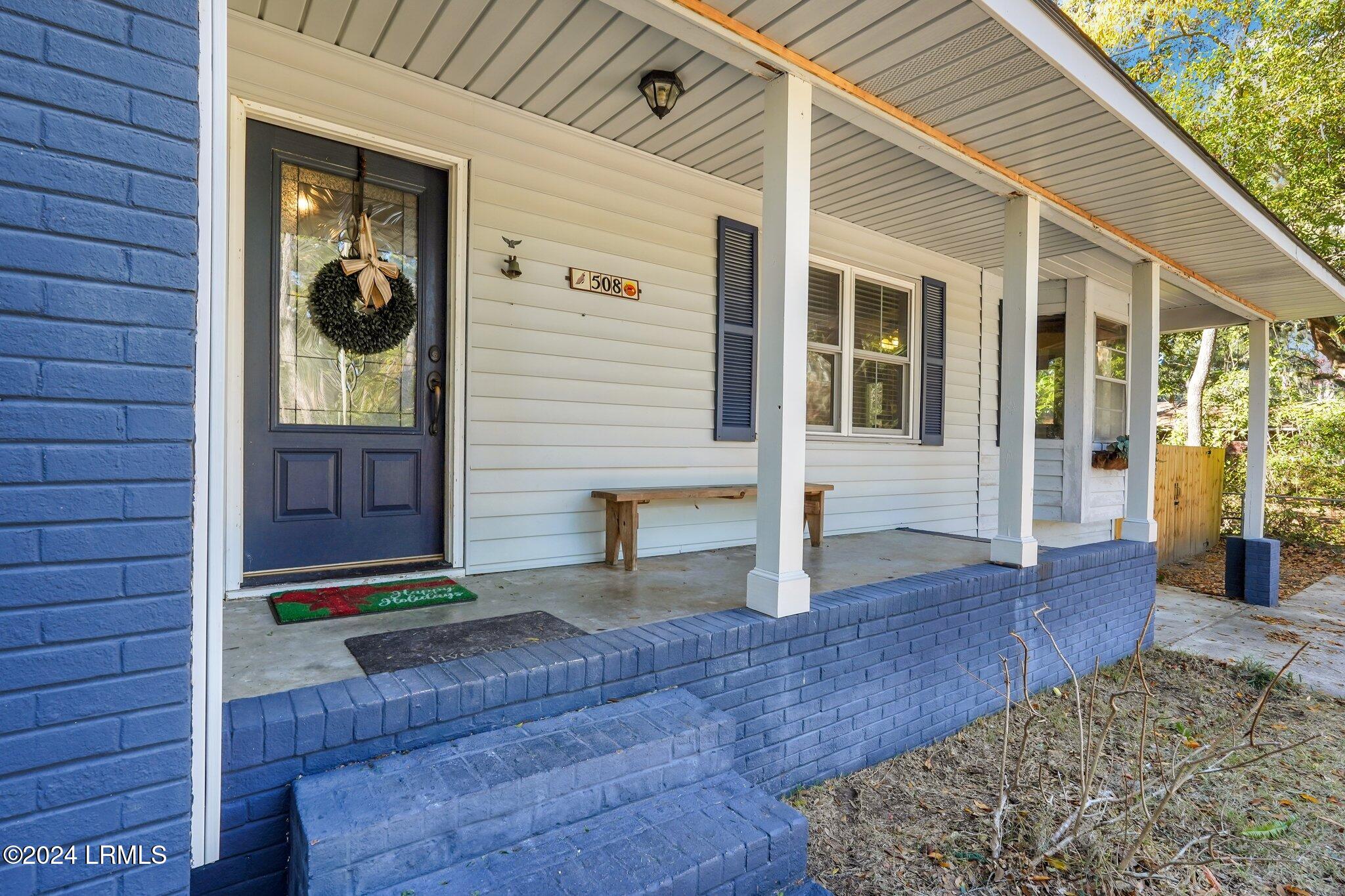 508 Mystic Drive W
