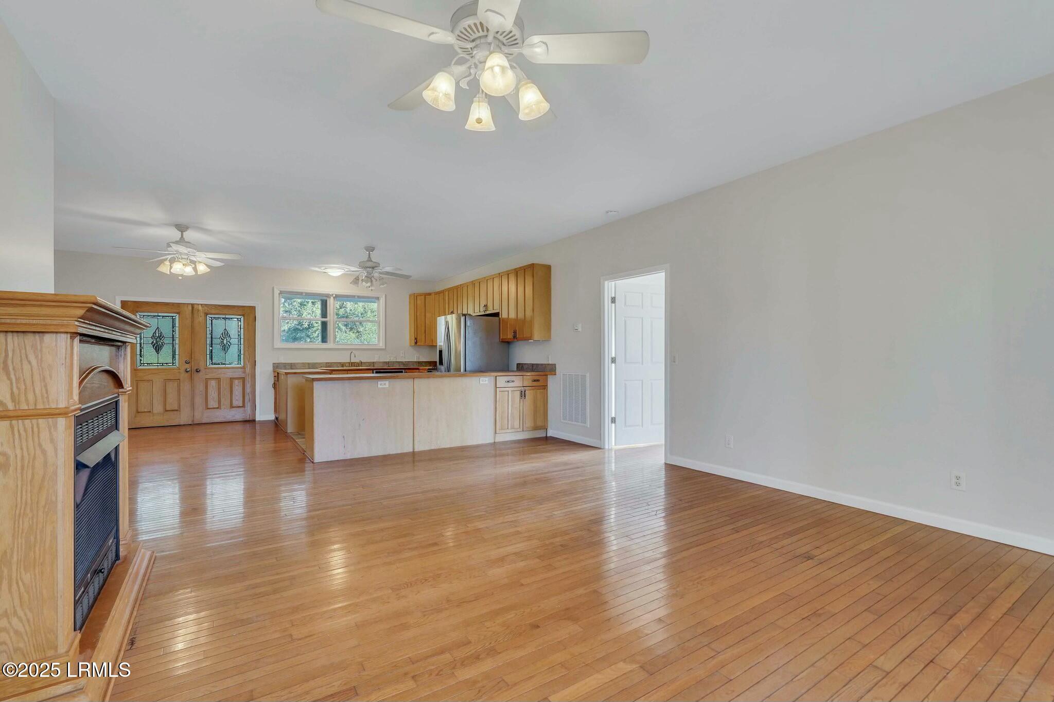 51 Coffin Point Road, St. Helena Island