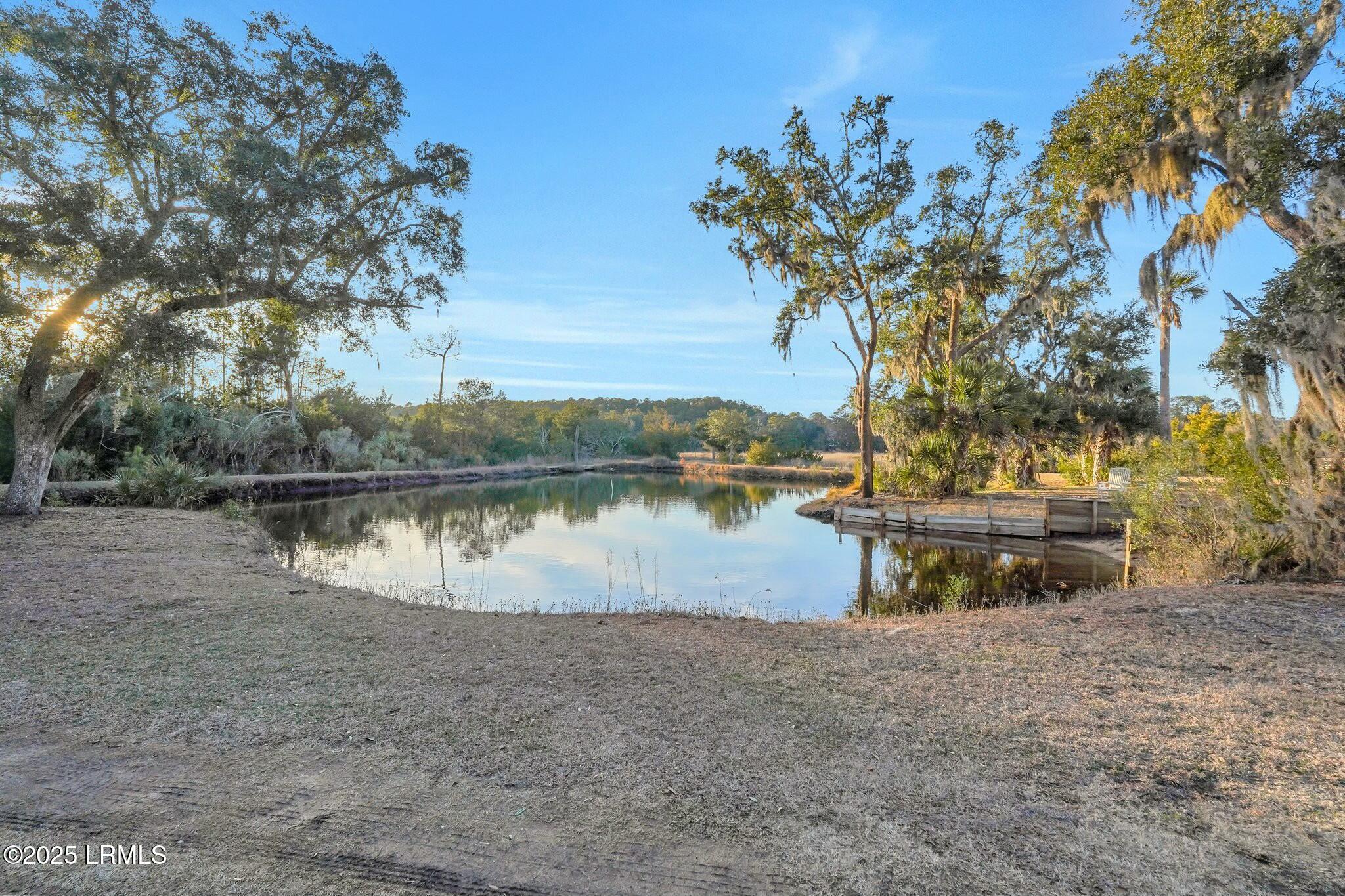 51 Coffin Point Road, St. Helena Island