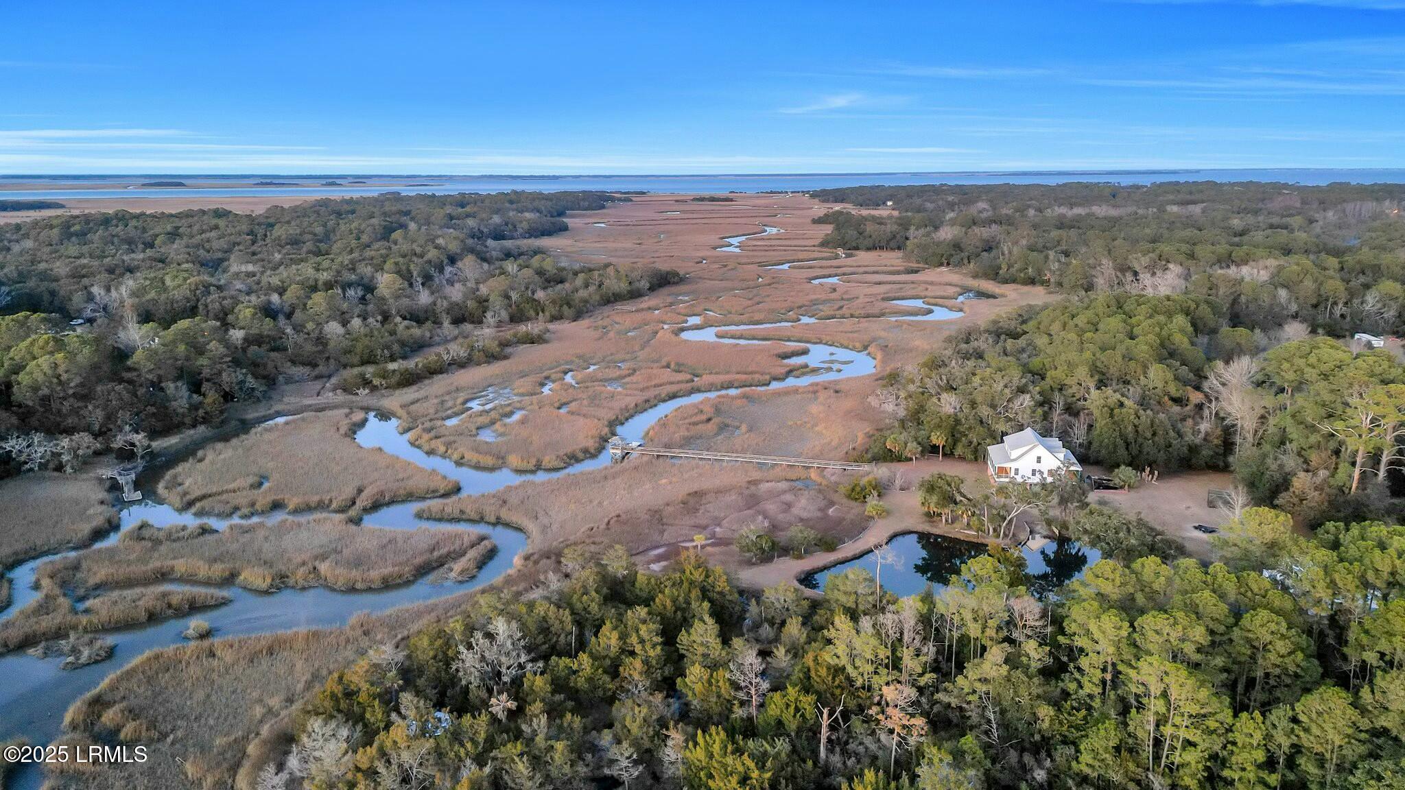 51 Coffin Point Road, St. Helena Island