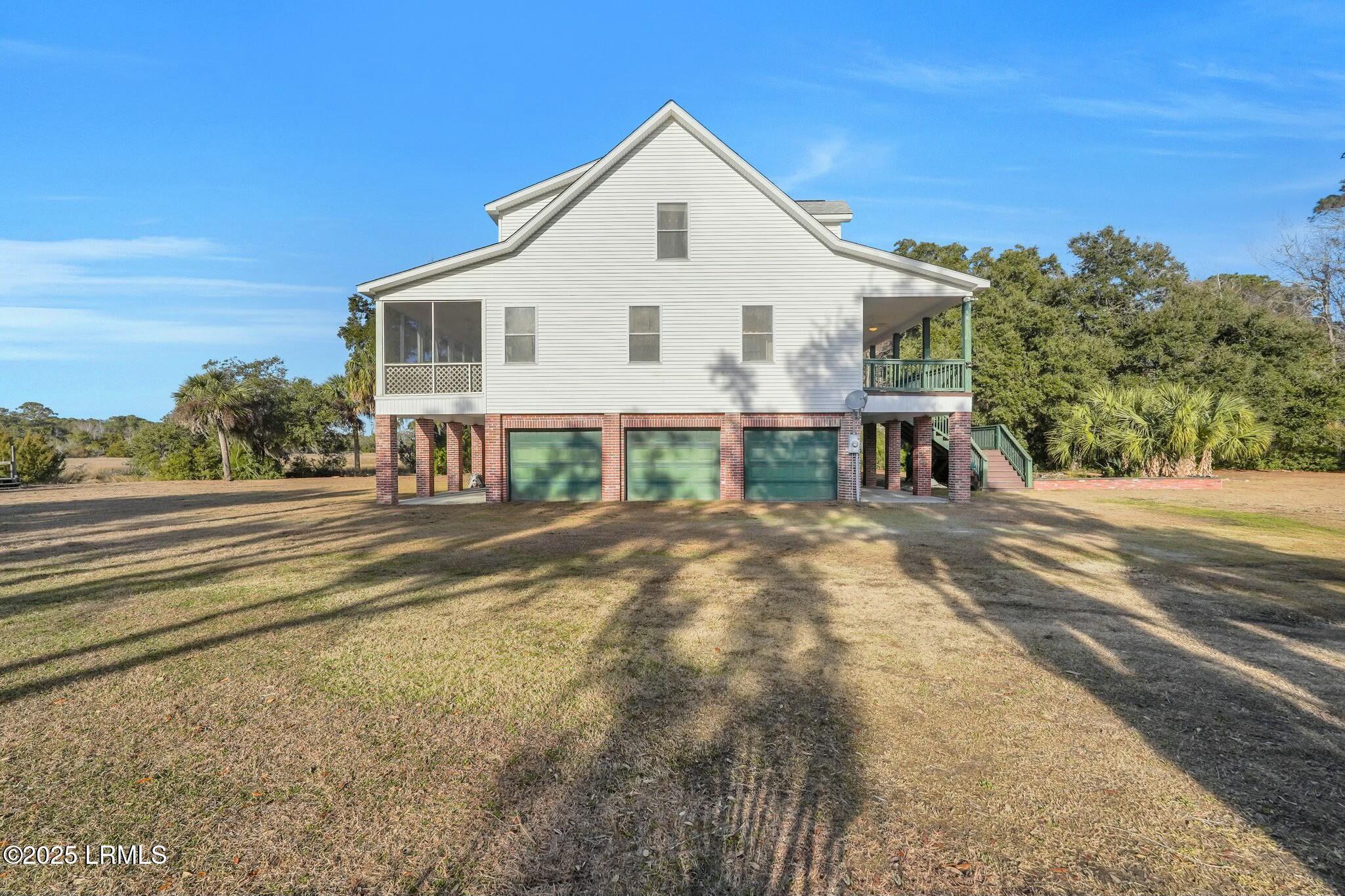 51 Coffin Point Road, St. Helena Island