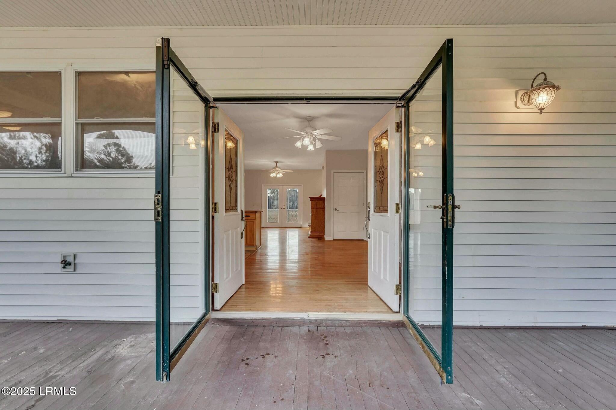 51 Coffin Point Road, St. Helena Island