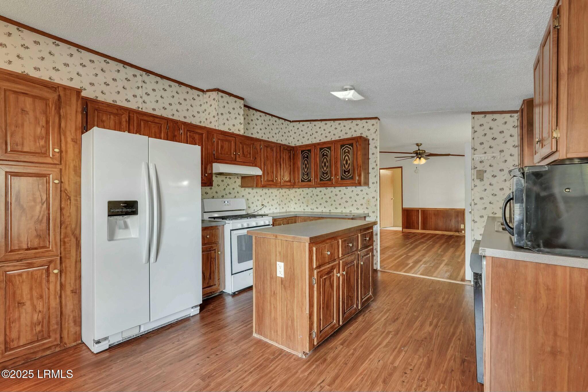 51 Coffin Point Road, St. Helena Island