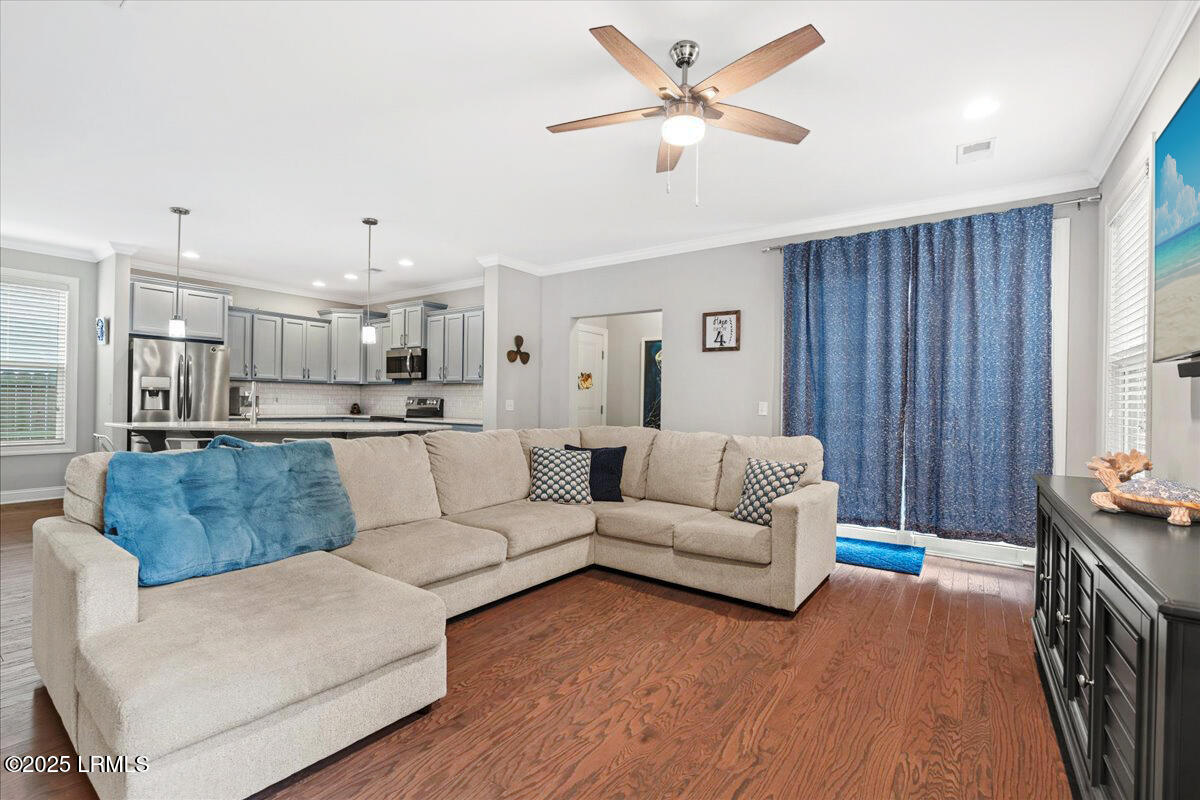 3614 Oyster Bluff Drive