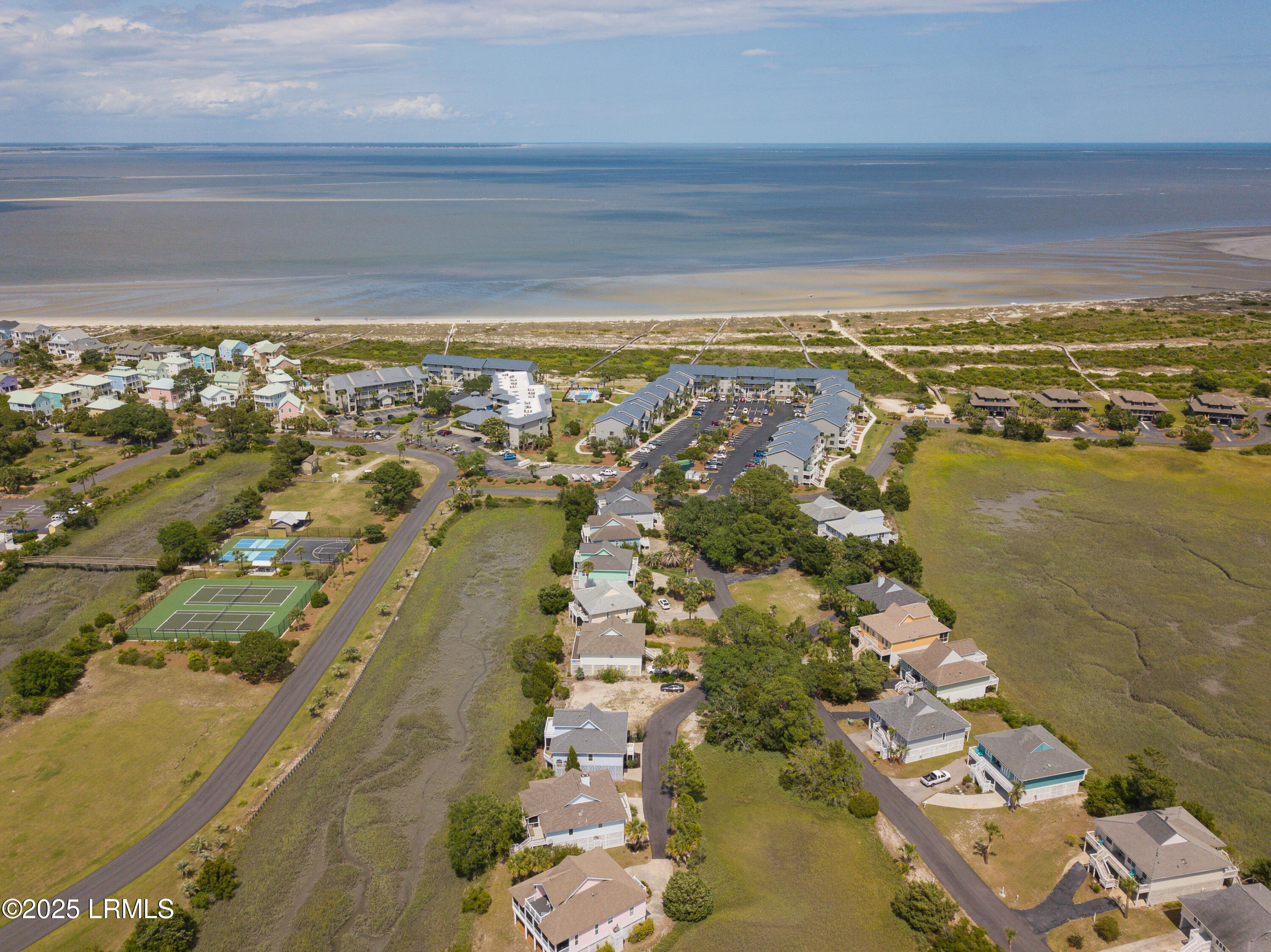 2 Harbor Drive N, L210
