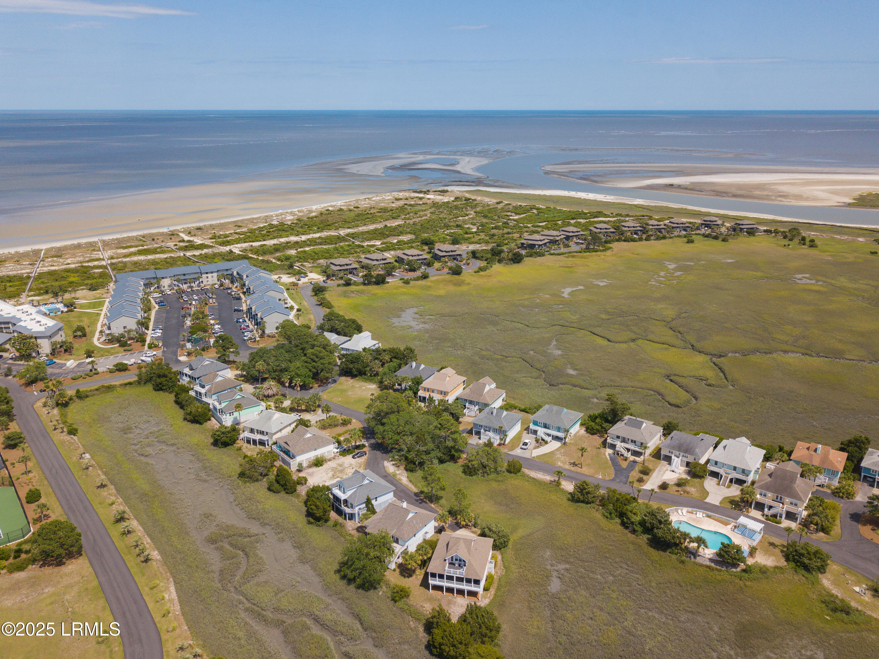2 Harbor Drive N, L210
