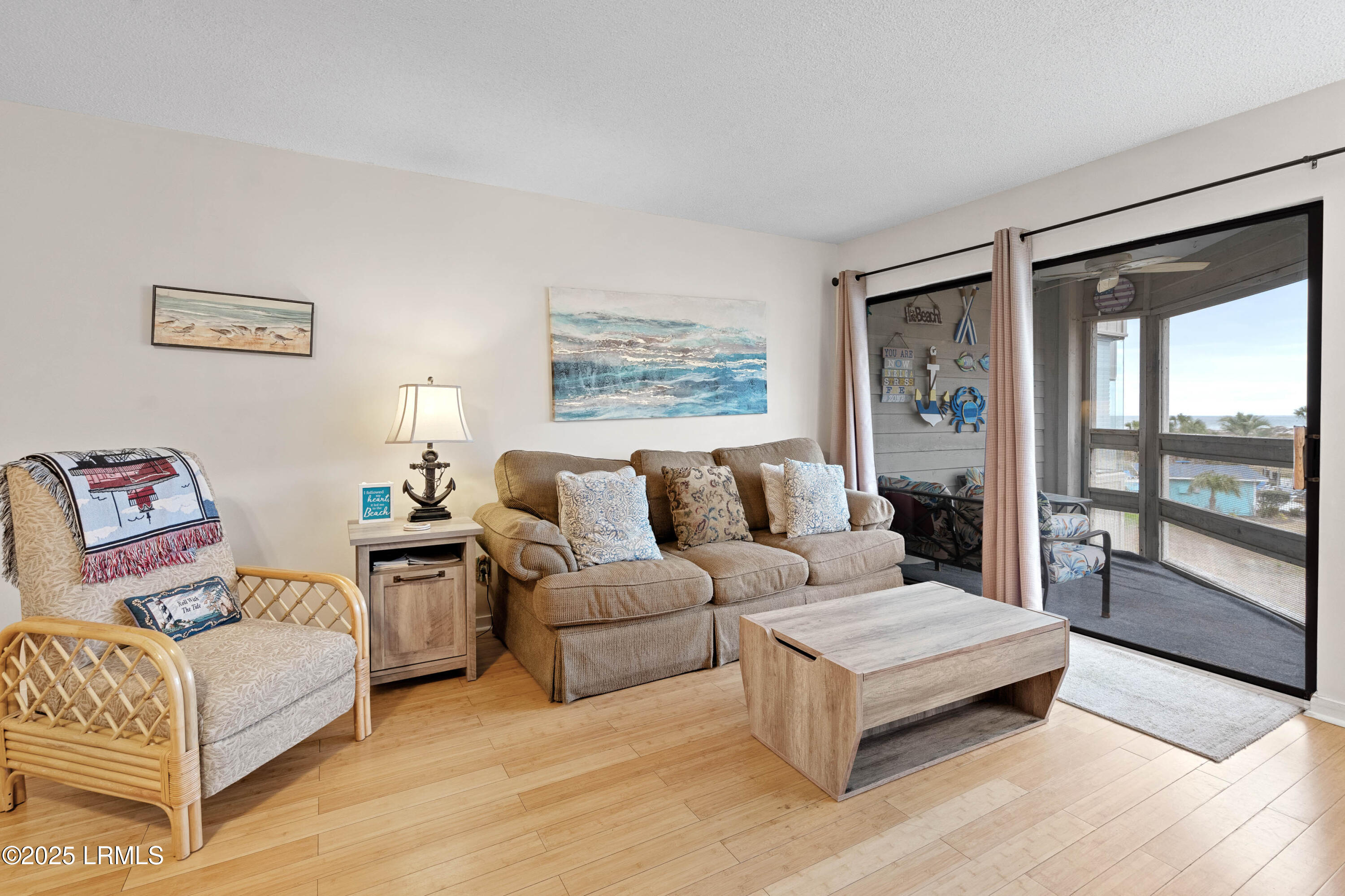 2 Harbor Drive N, L210