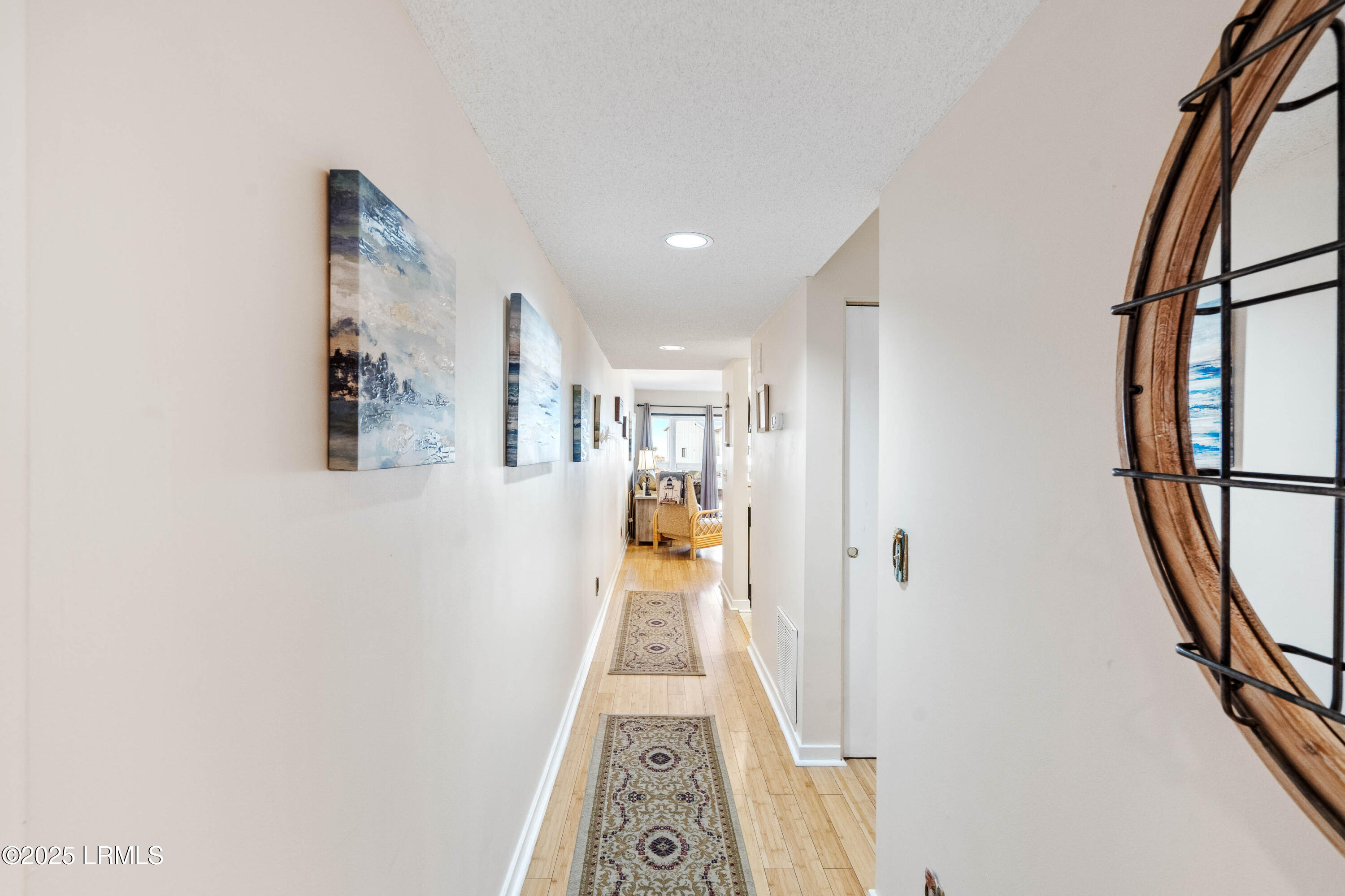 2 Harbor Drive N, L210