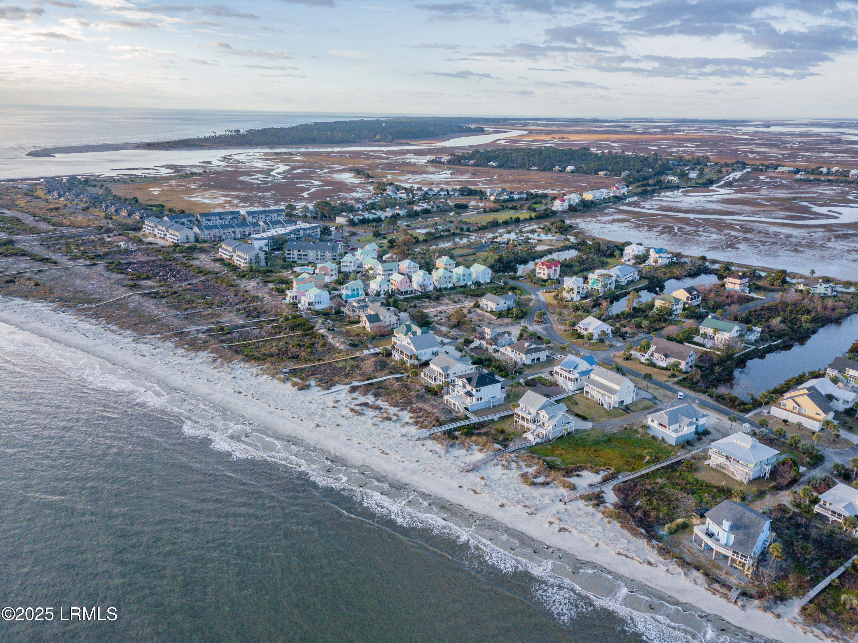 2 Harbor Drive N, L210