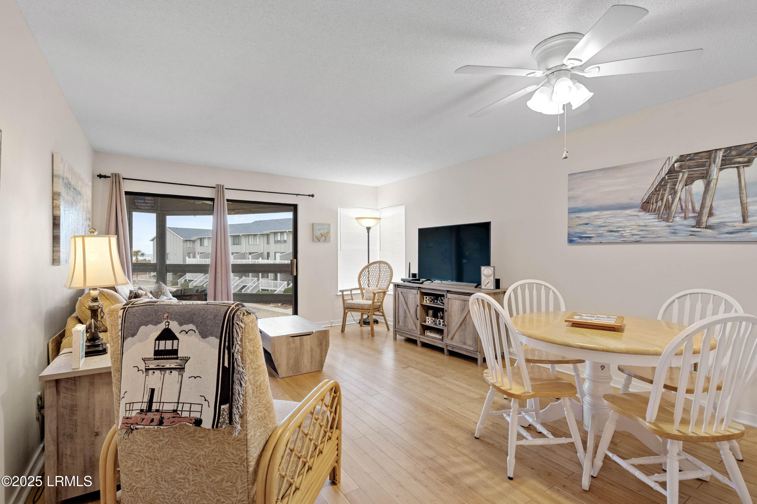 2 Harbor Drive N, L210