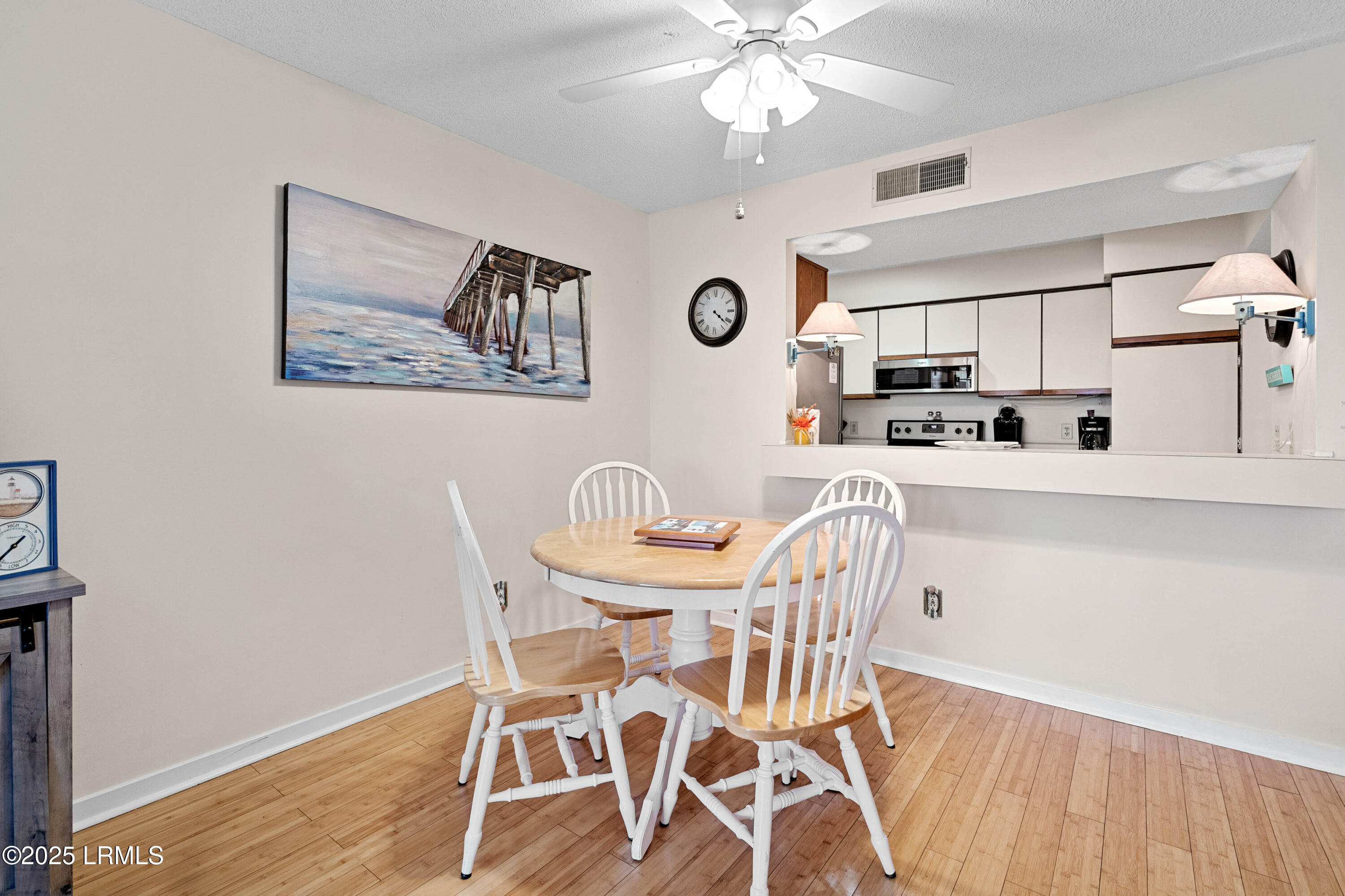 2 Harbor Drive N, L210
