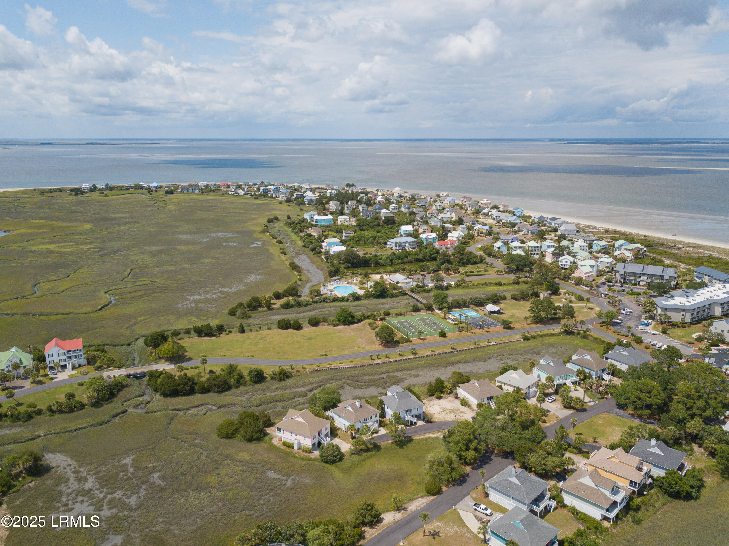 2 Harbor Drive N, L210