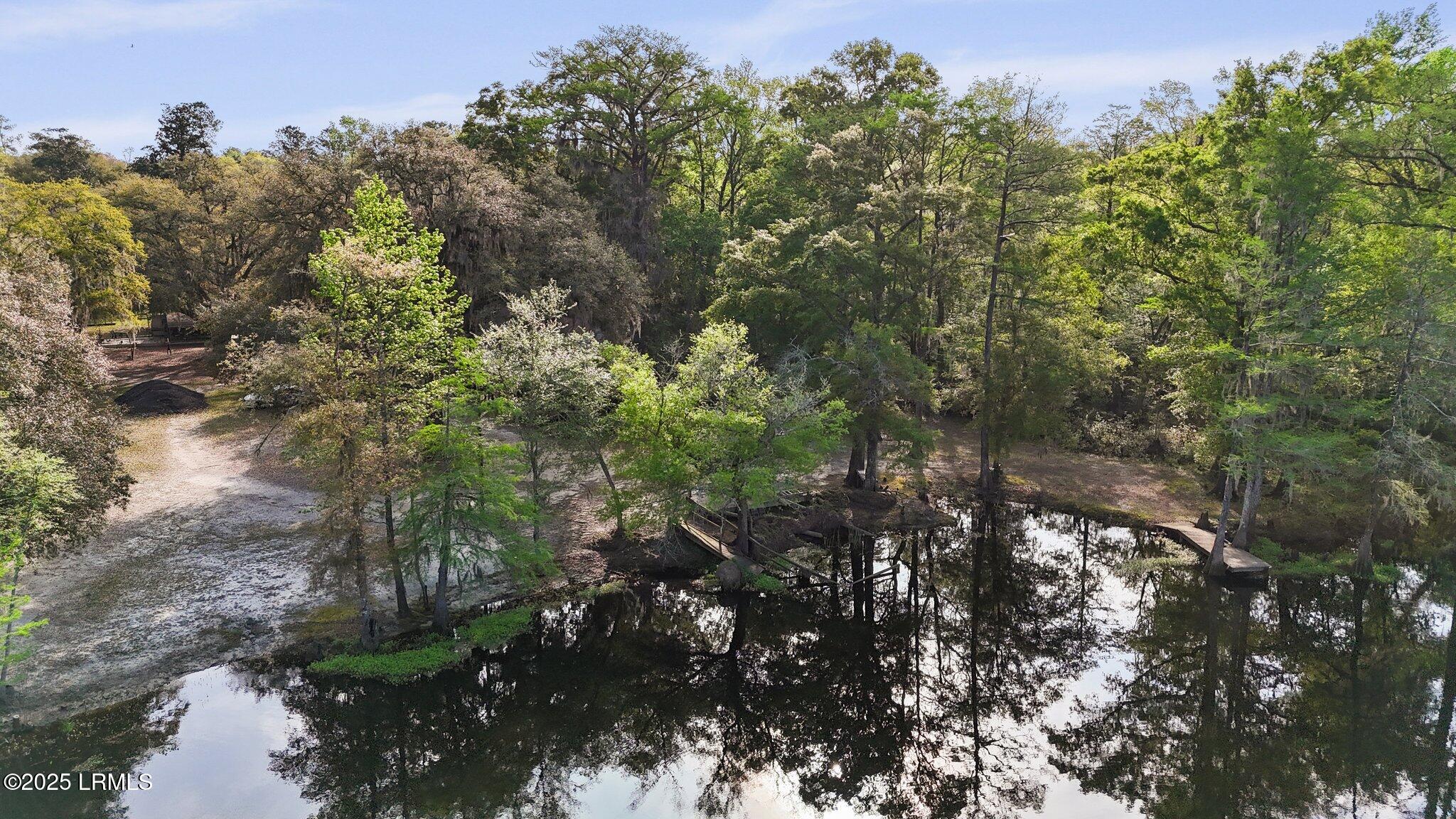 16703 Hendersonville Highway
