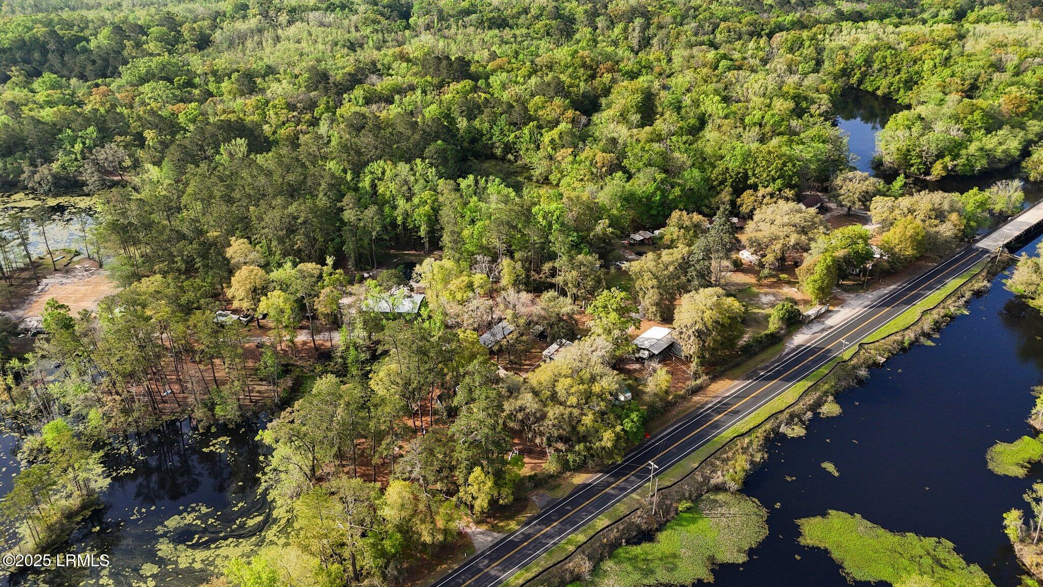 16703 Hendersonville Highway