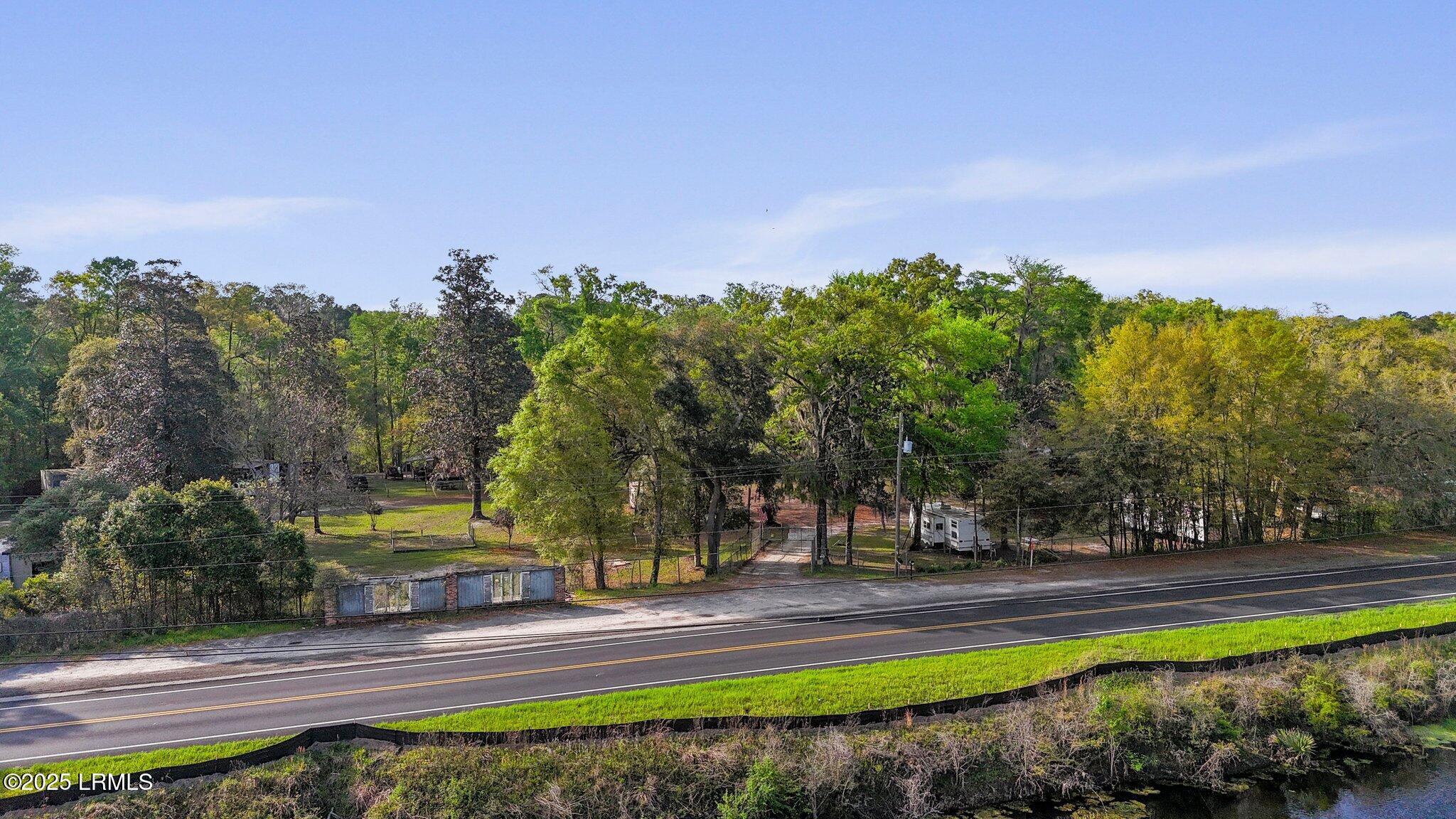 16703 Hendersonville Highway