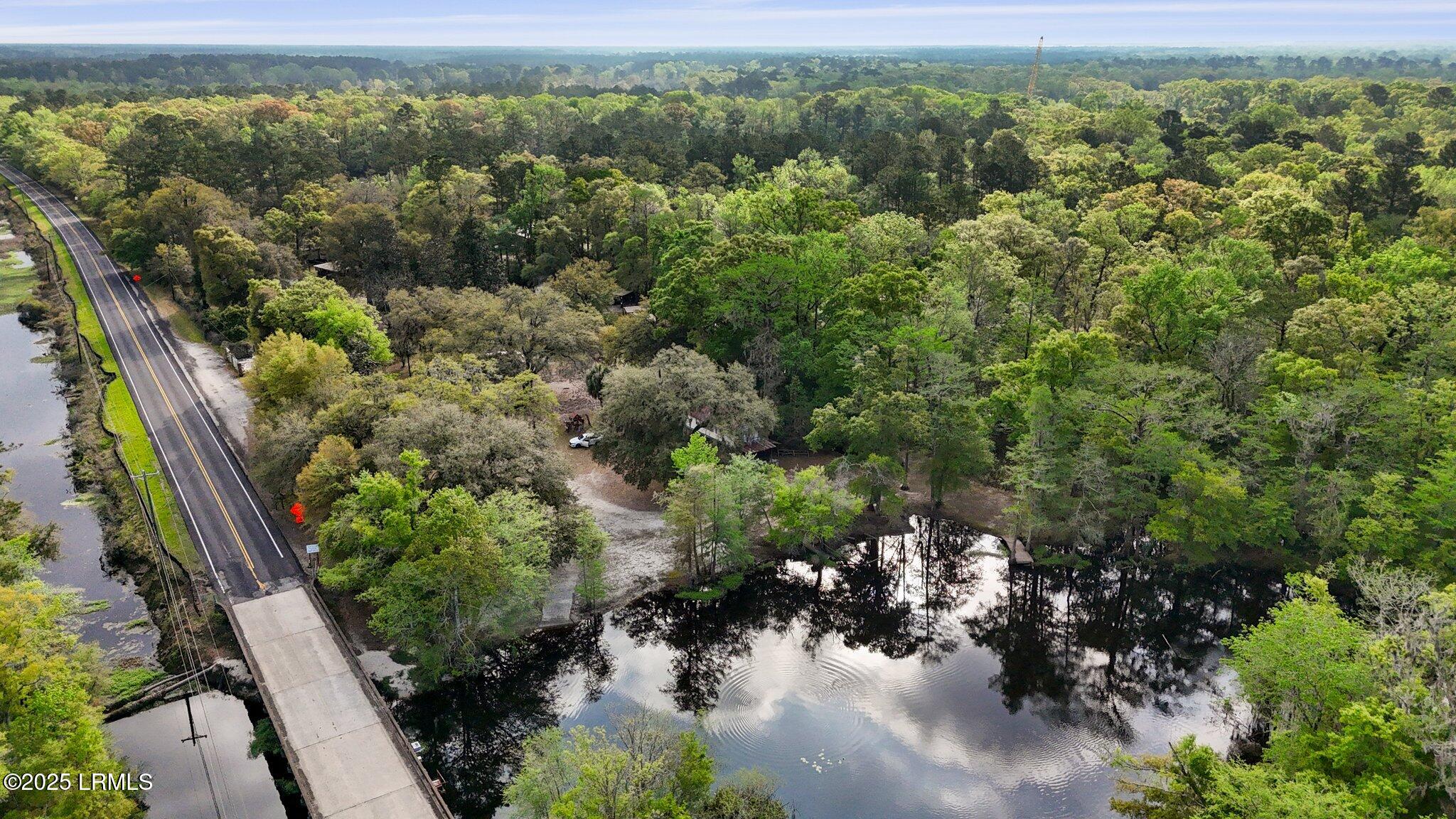 16703 Hendersonville Highway