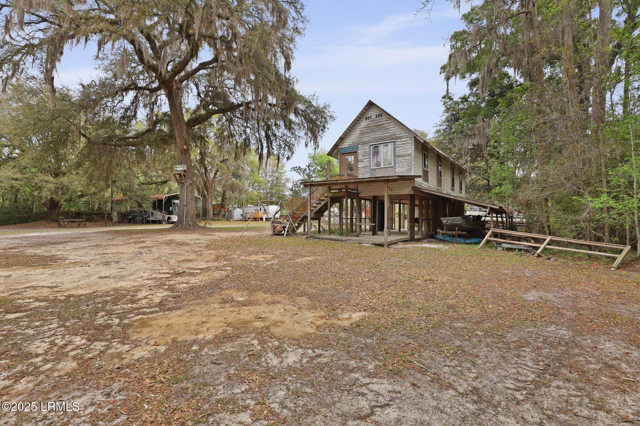 16703 Hendersonville Highway