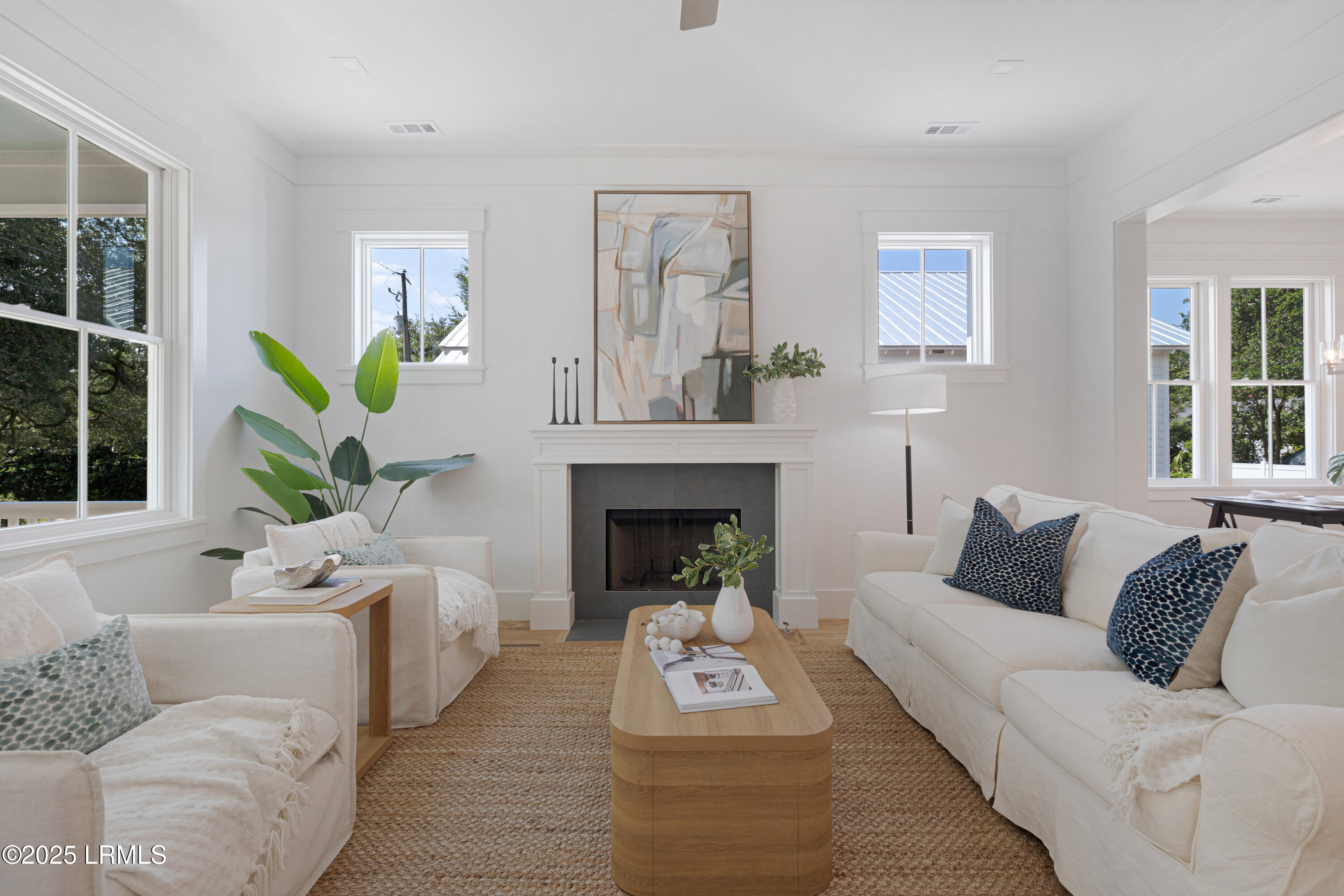 420 Waight Street