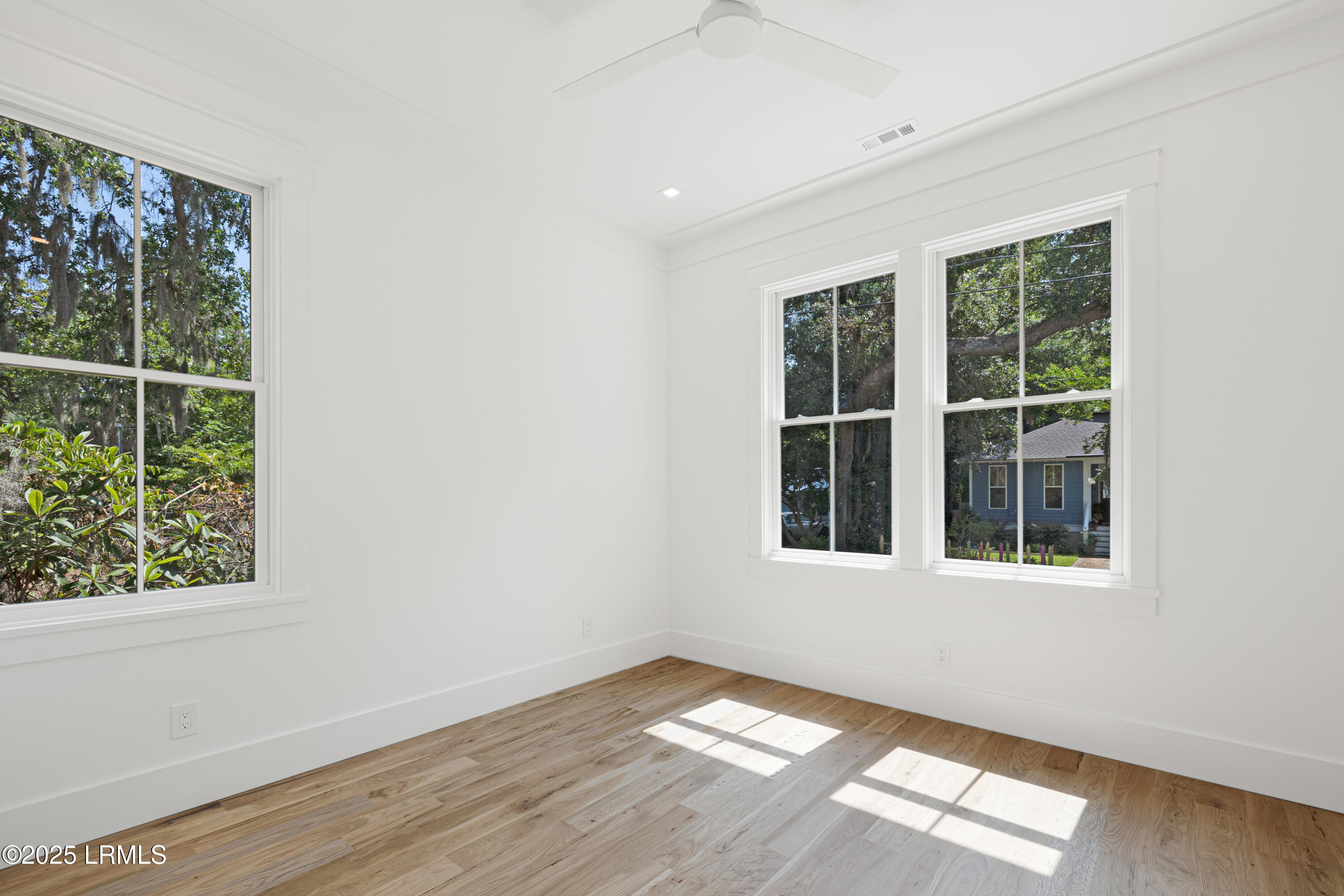 420 Waight Street