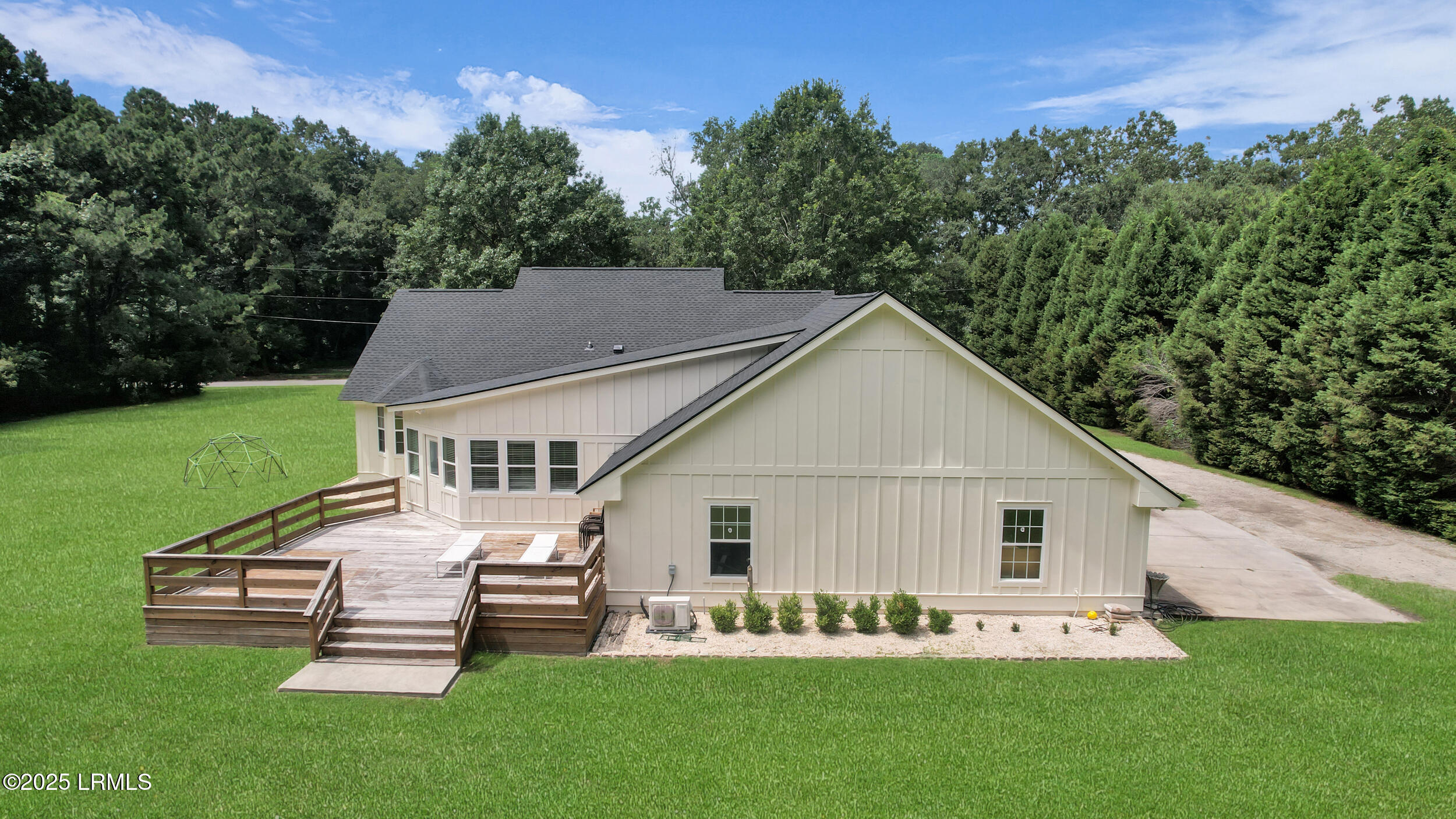 22 Butler Farm Road
