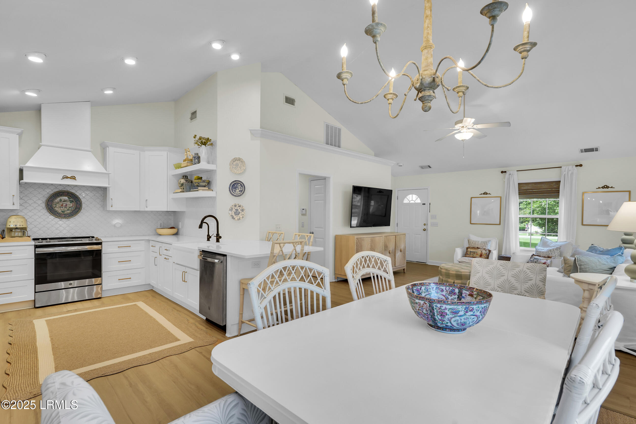 22 Butler Farm Road