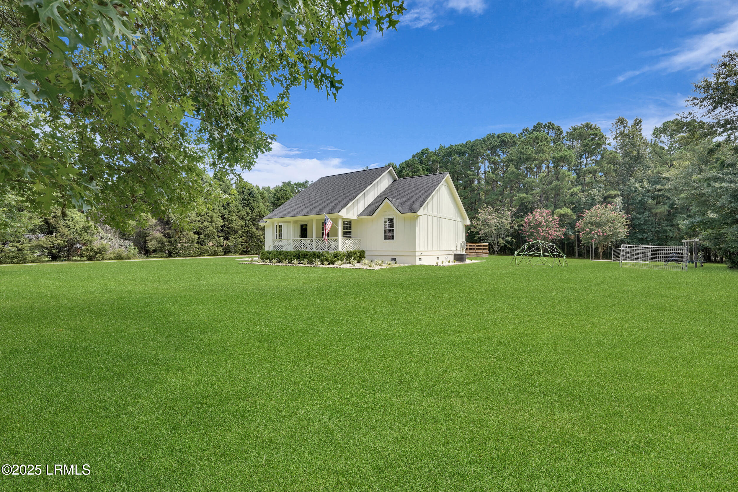 22 Butler Farm Road