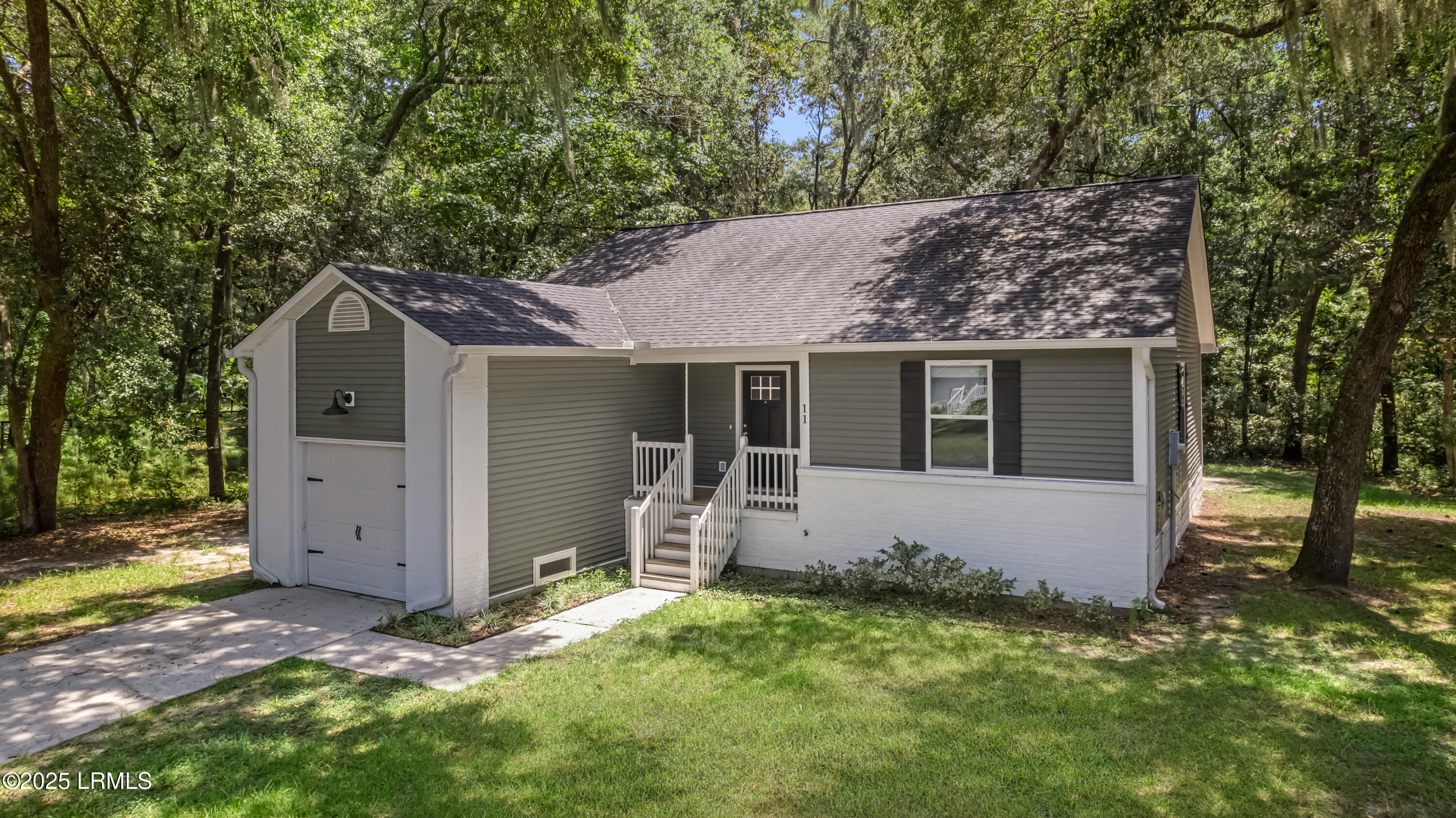 11 Arbor Lane, St. Helena Island