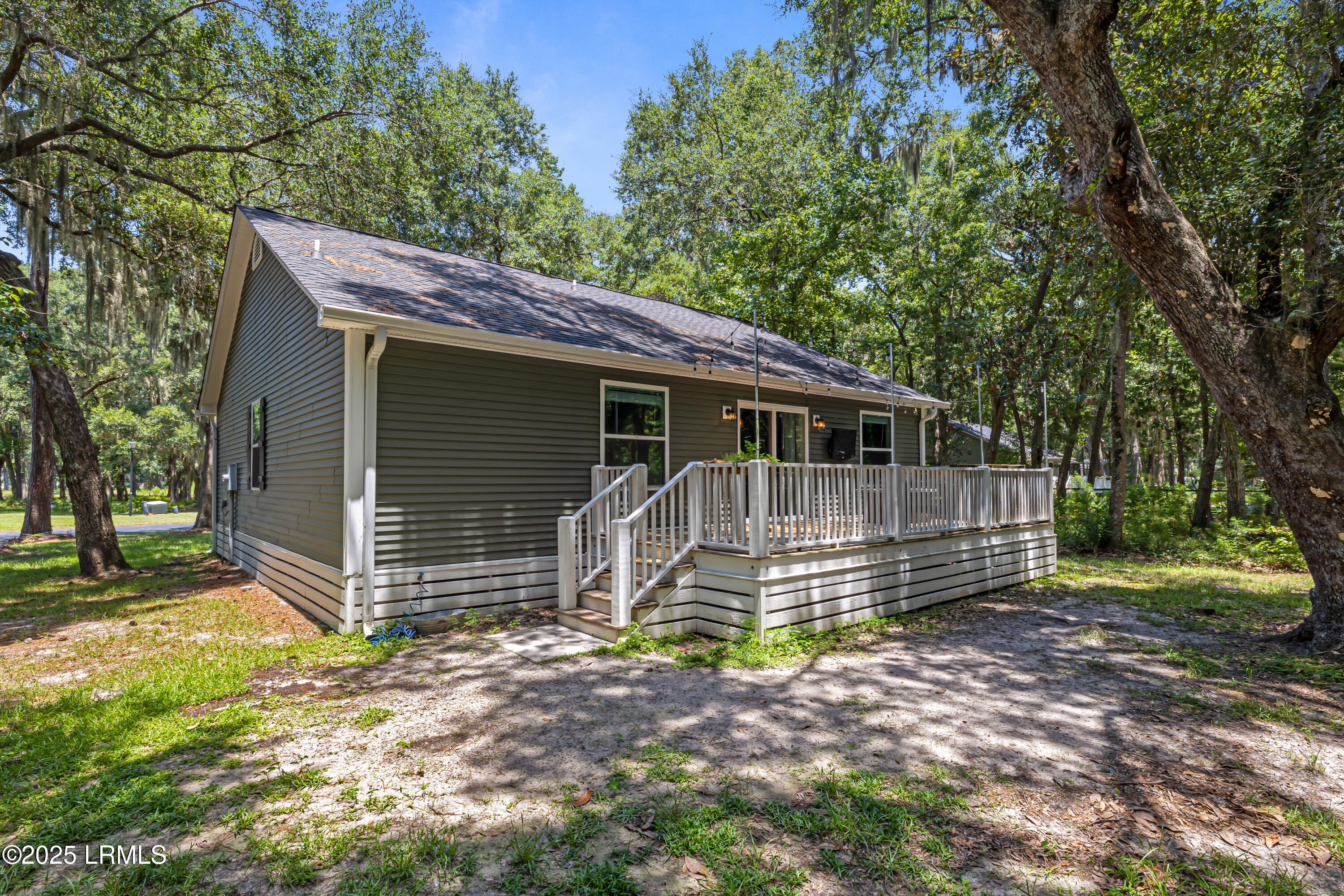 11 Arbor Lane, St. Helena Island
