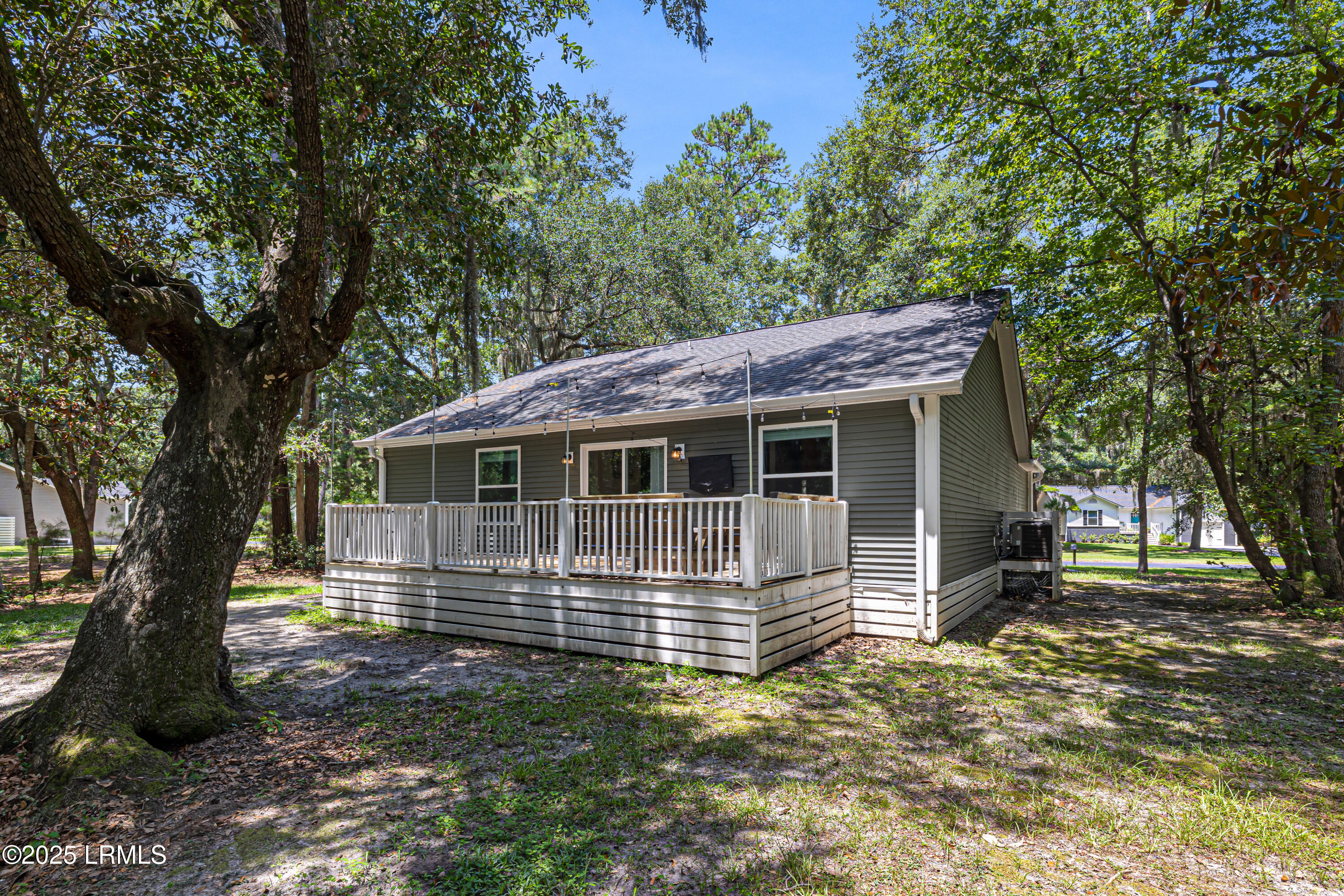 11 Arbor Lane, St. Helena Island
