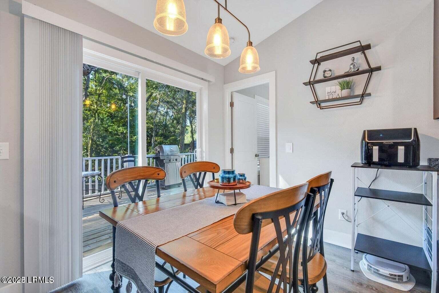 11 Arbor Lane, St. Helena Island
