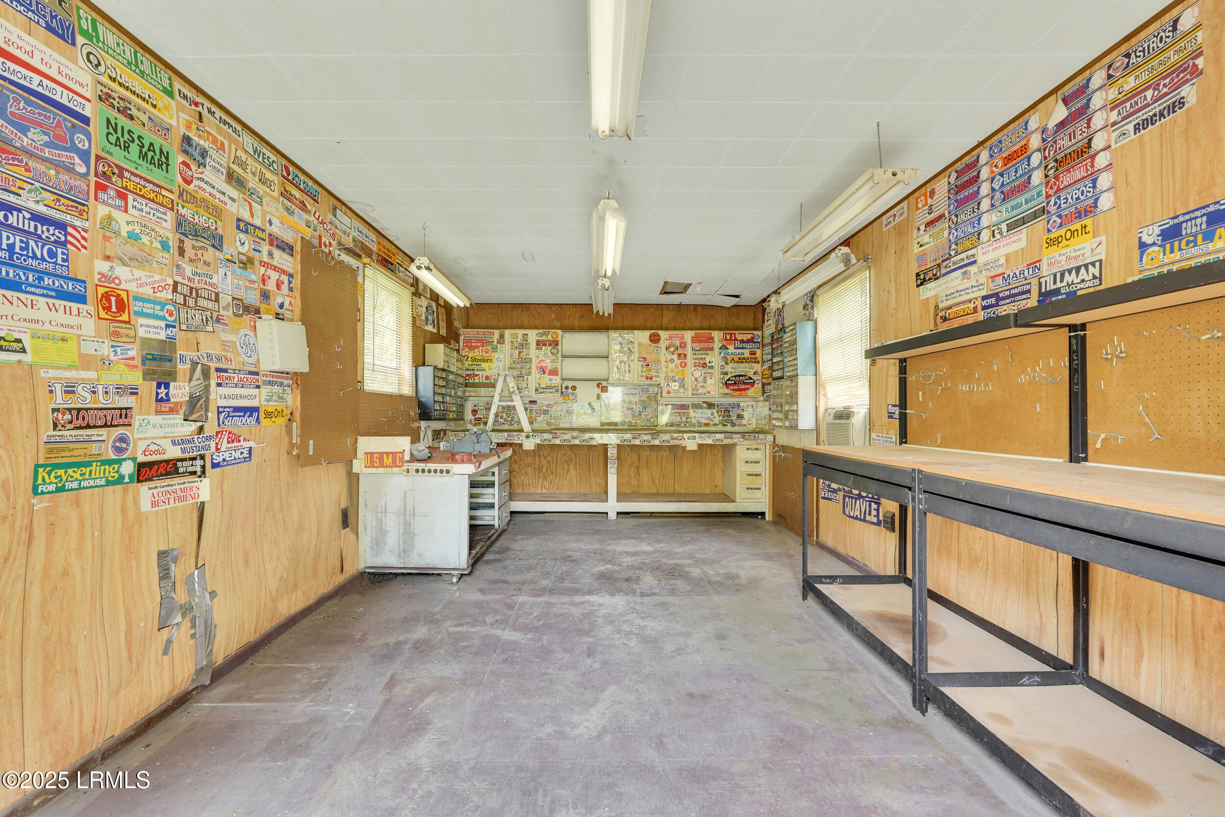 3005 Hodge Drive