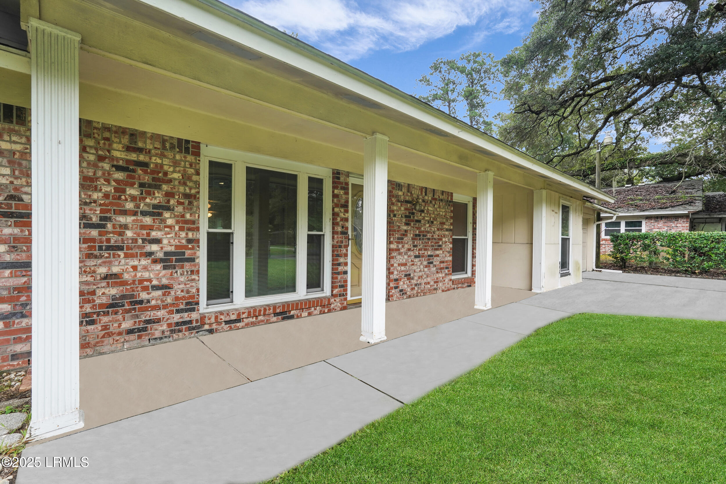 3005 Hodge Drive